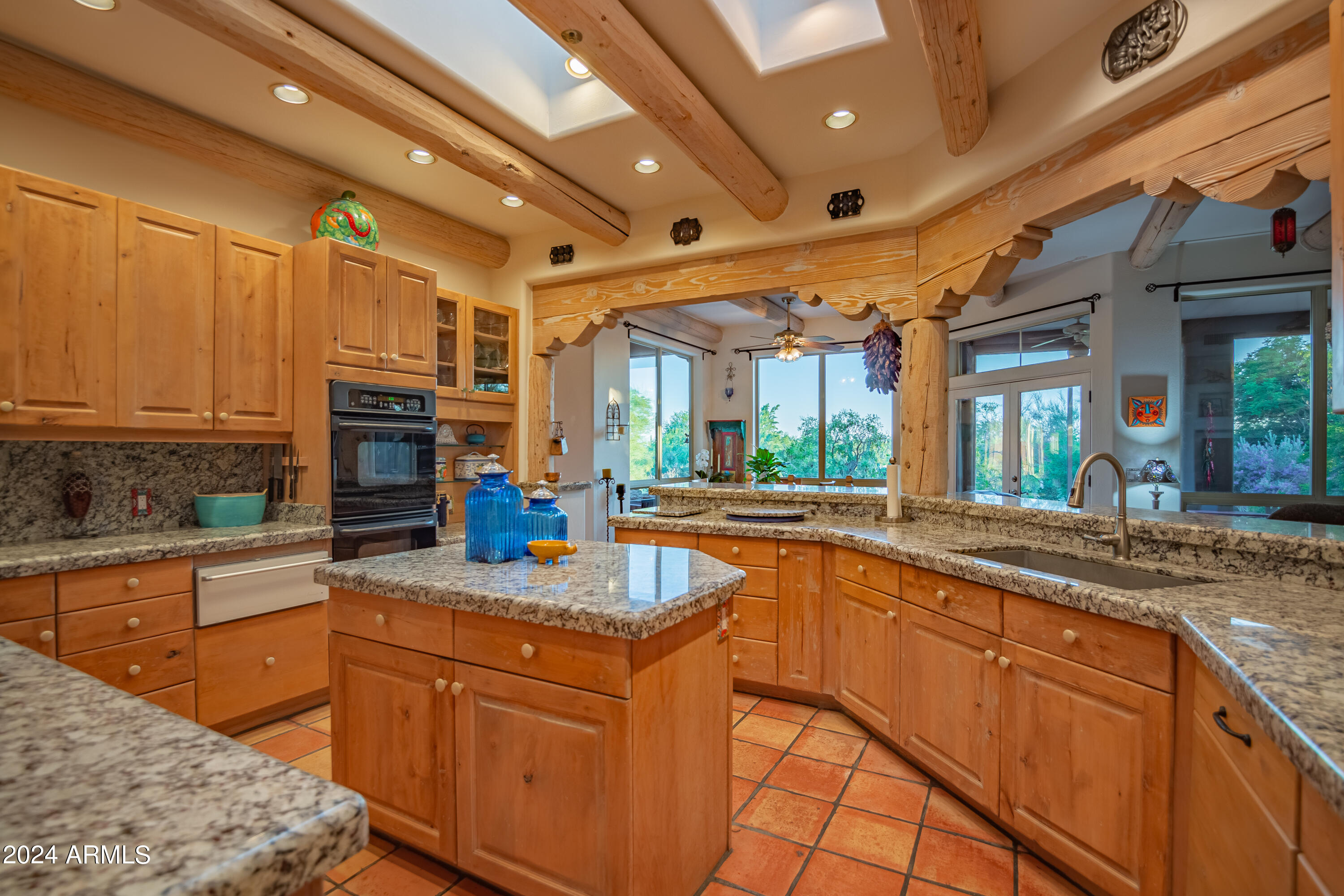 8315 E BRONCO Trail