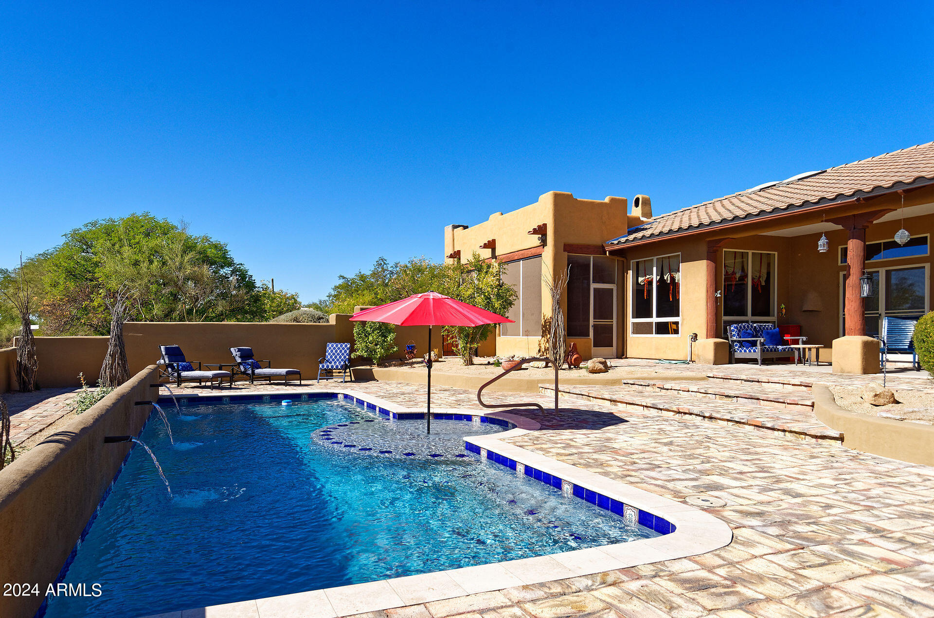 8315 E BRONCO Trail