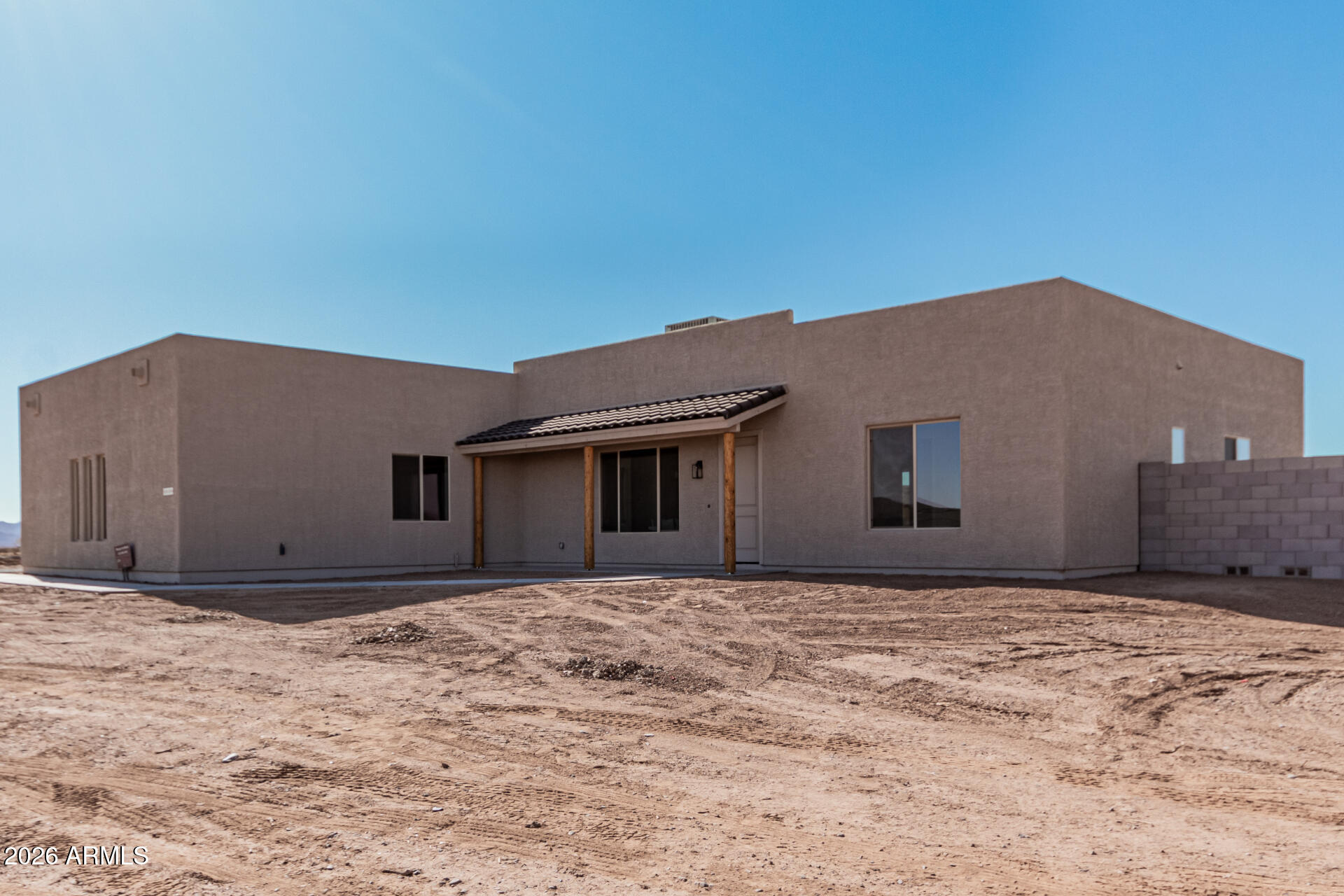 23153 W SKINNER Road