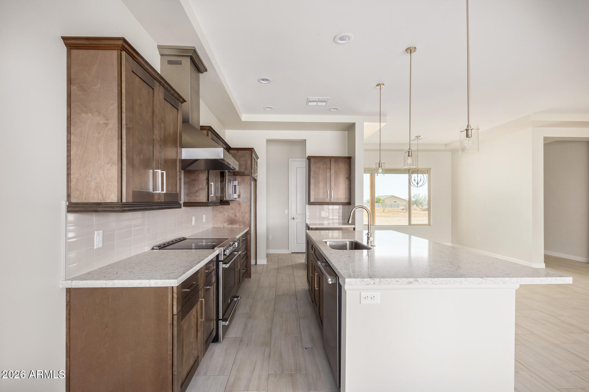 23153 W SKINNER Road