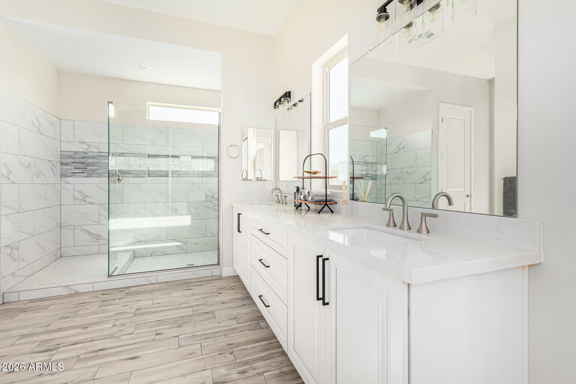 23175 W SKINNER Road