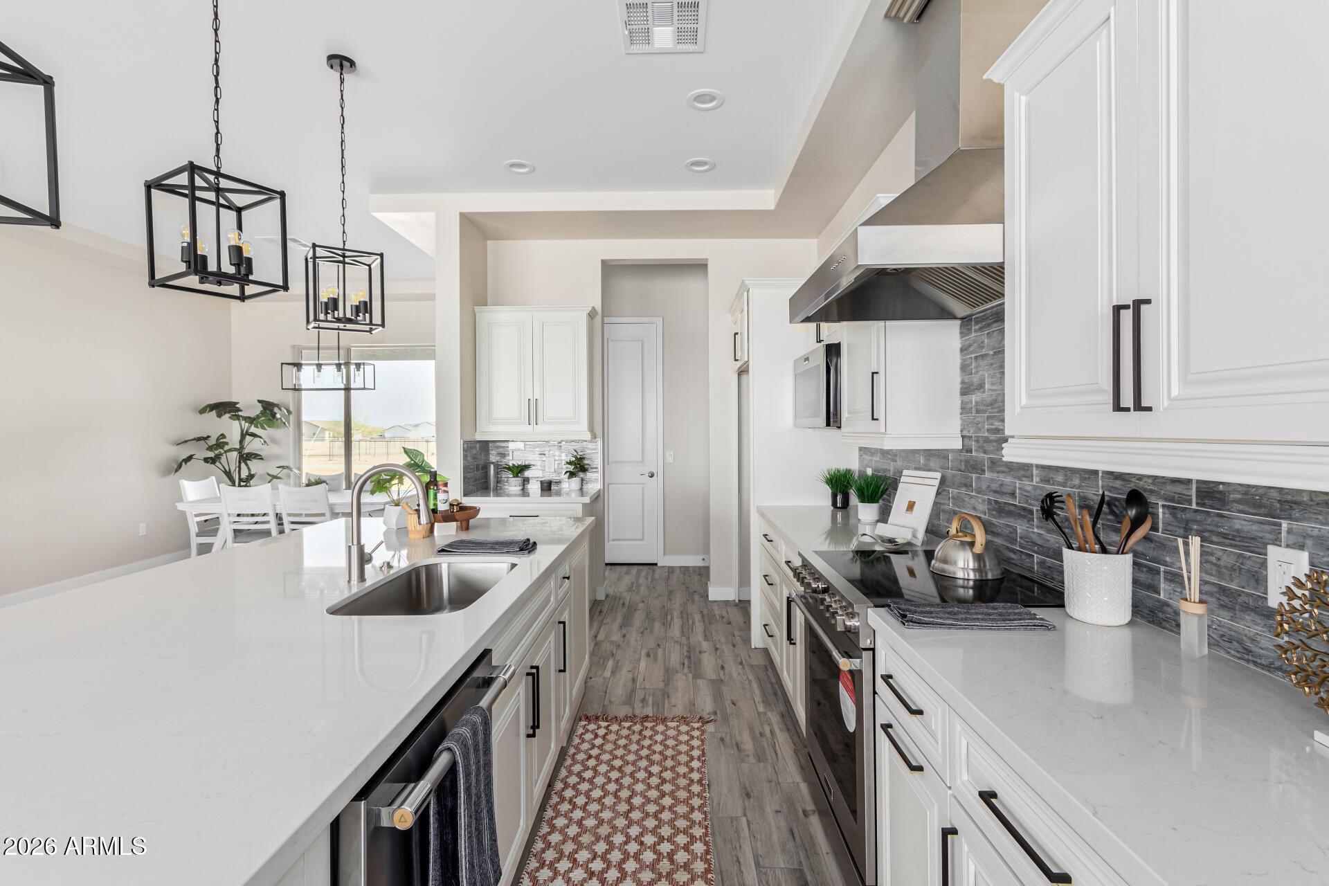 23175 W SKINNER Road