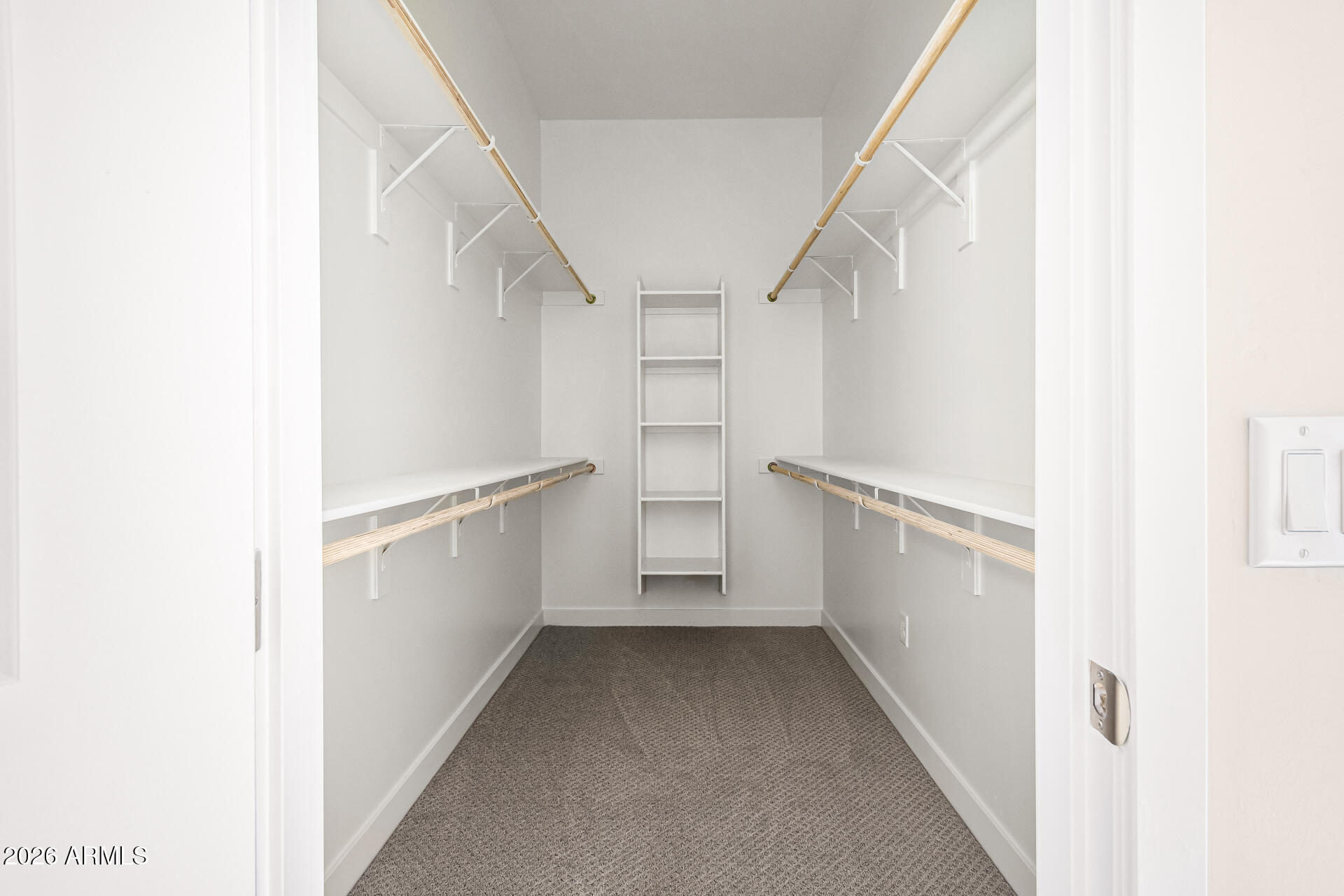 23175 W SKINNER Road