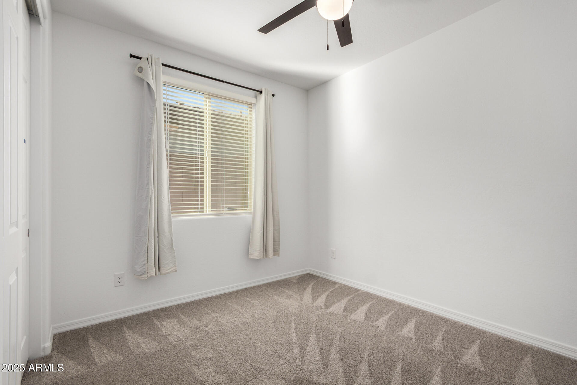 20264 W MONTECITO Avenue