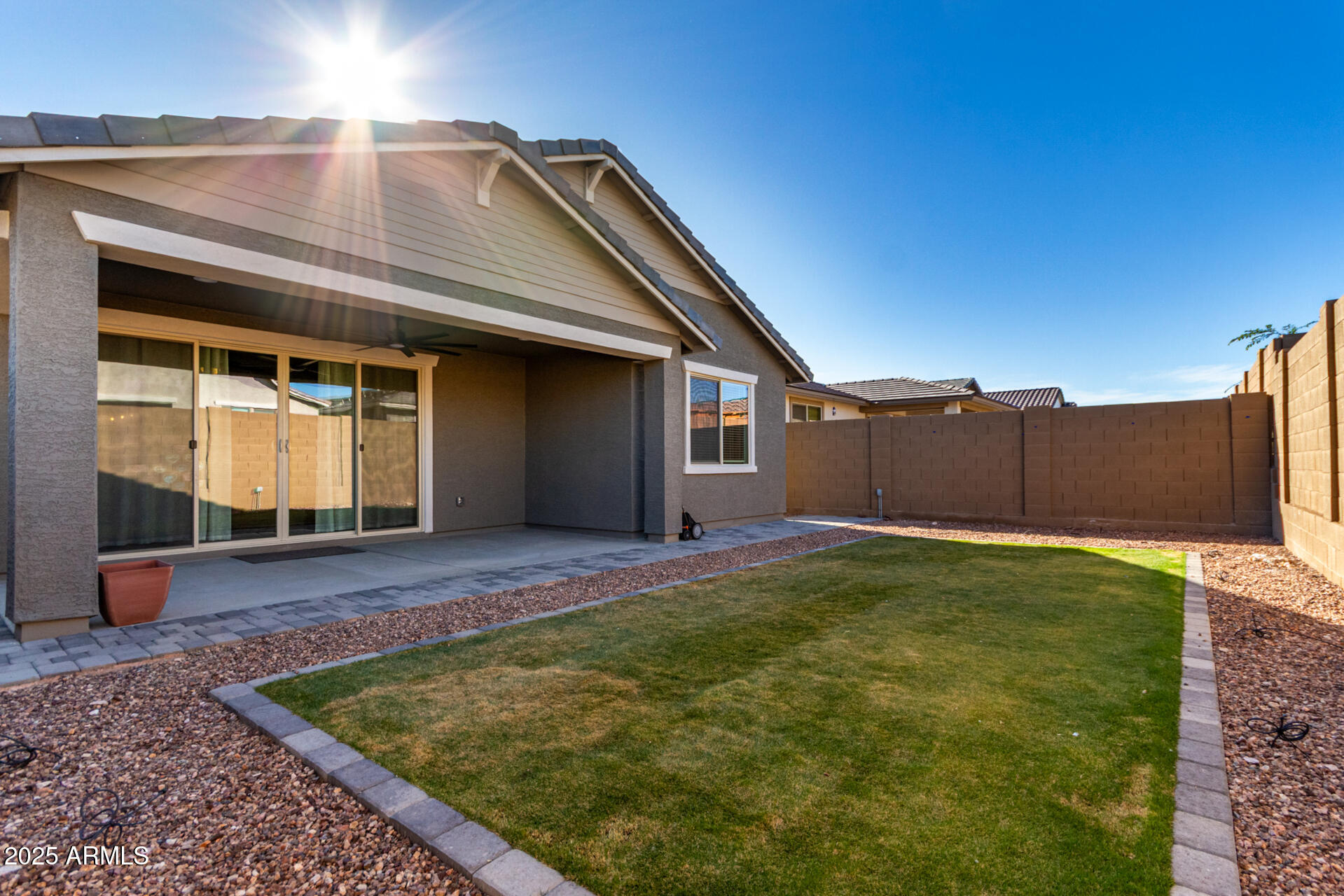 20264 W MONTECITO Avenue