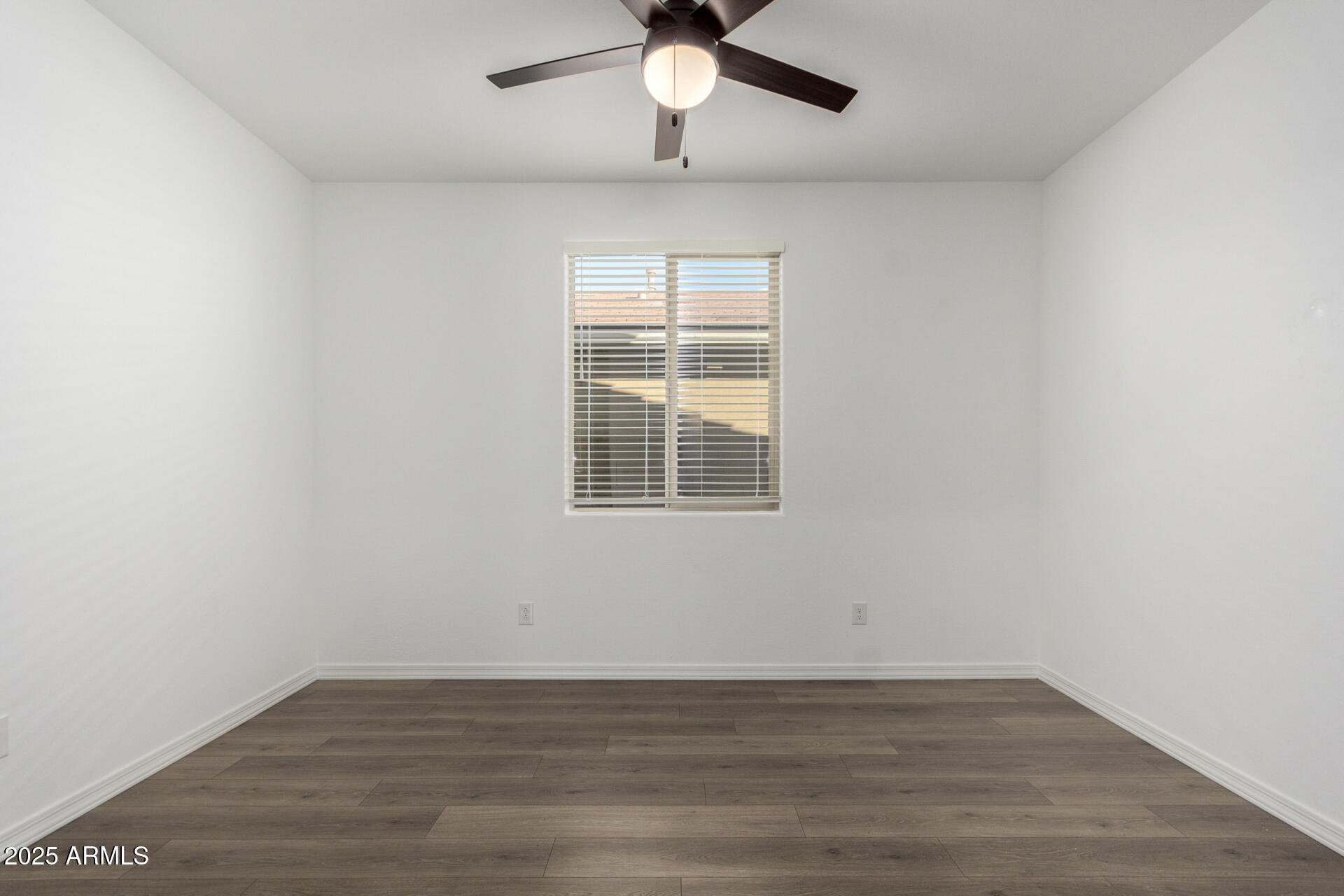 20264 W MONTECITO Avenue