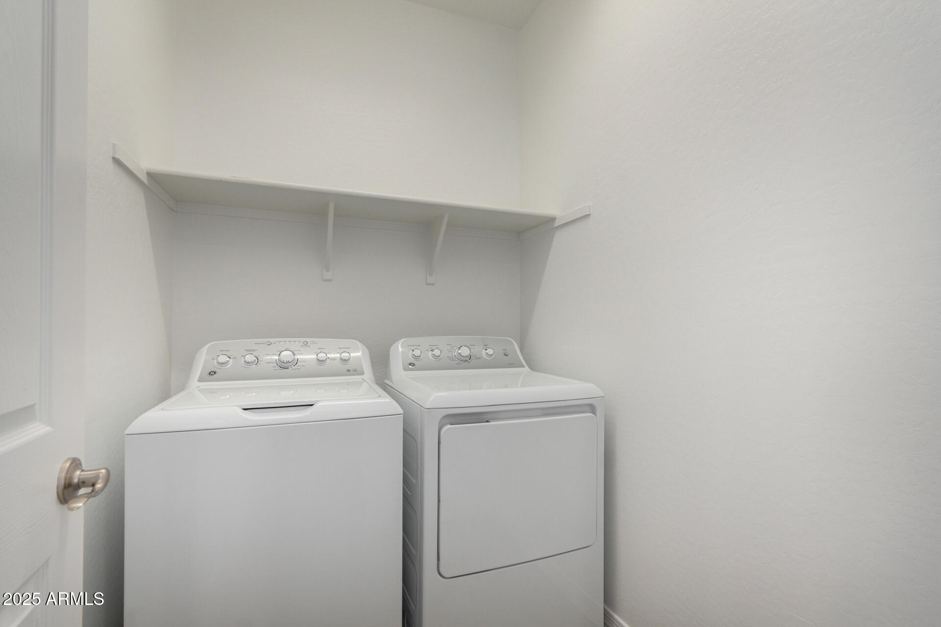 20264 W MONTECITO Avenue