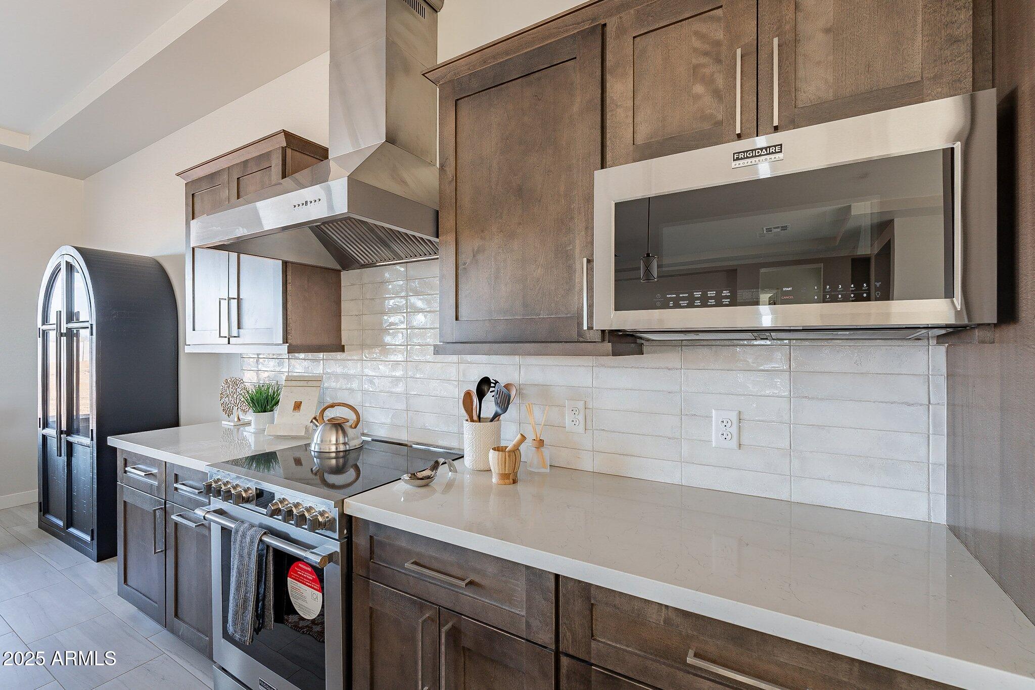 24463 N 194TH Avenue