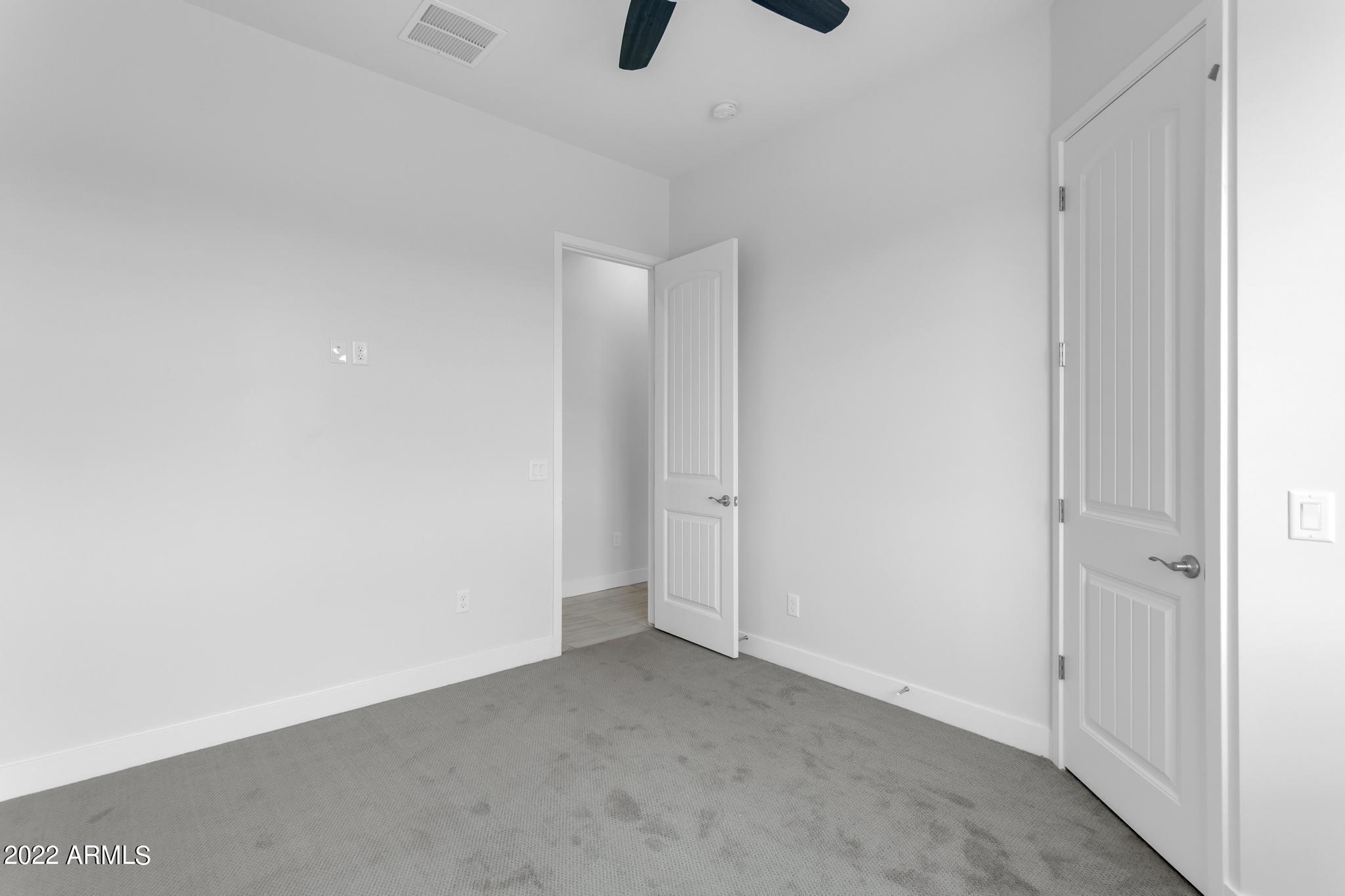 24463 N 194TH Avenue