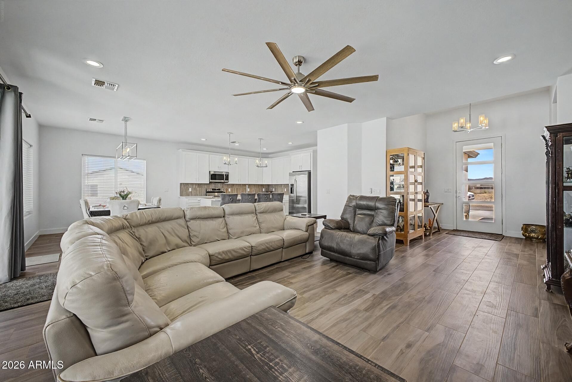 23020 W SKINNER Road