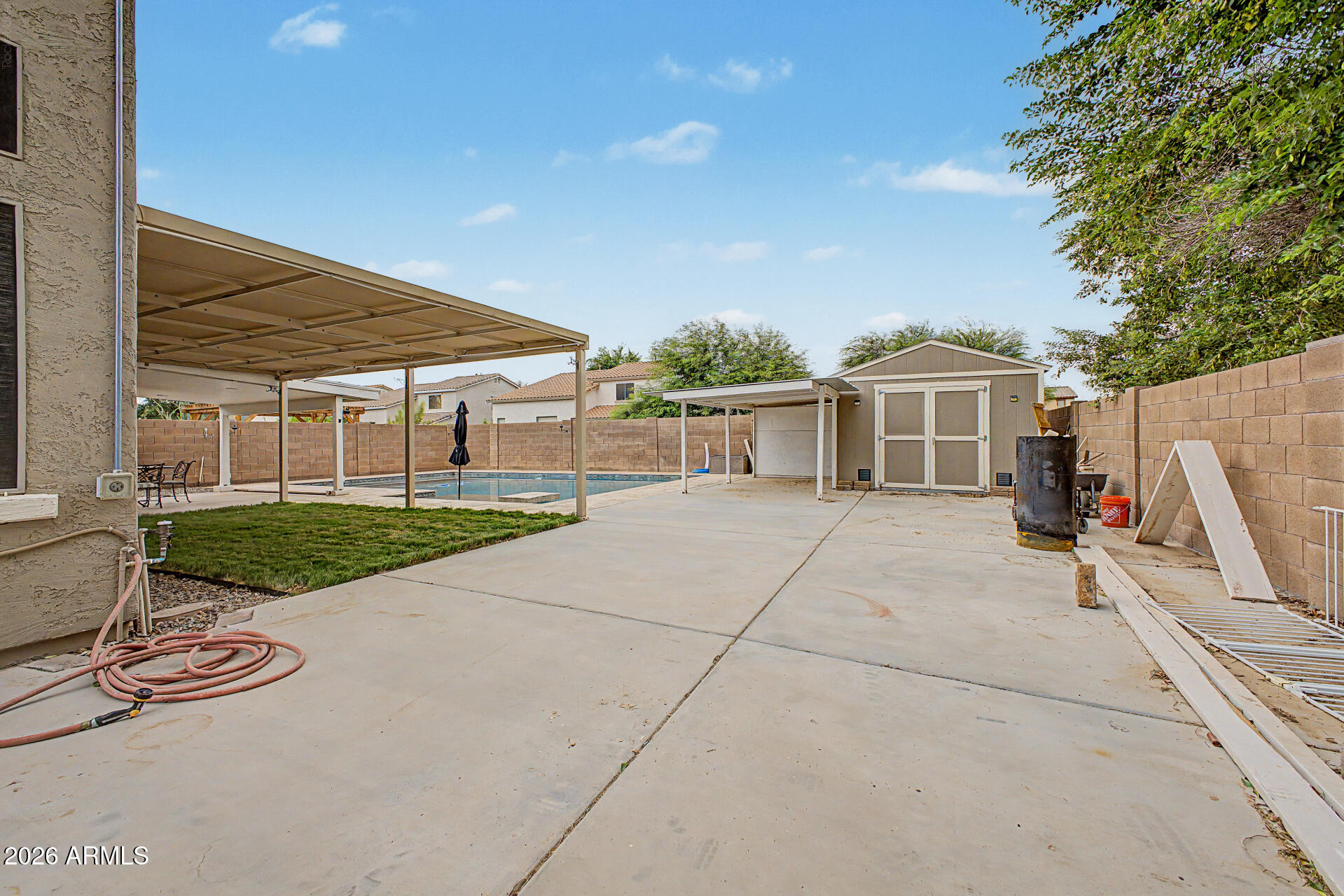 353 E CHELSEA Drive