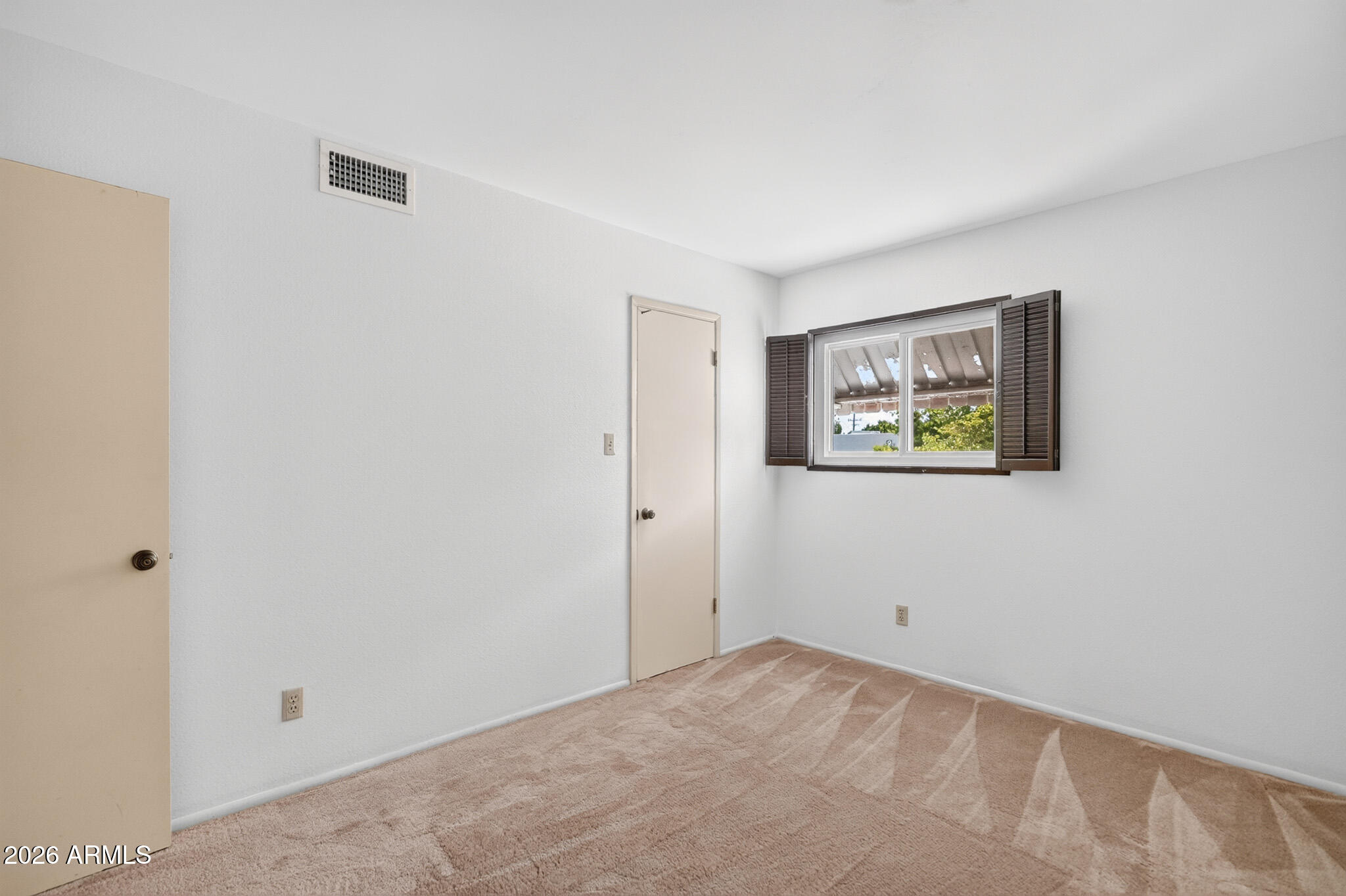 8333 E VALLEY VISTA Drive