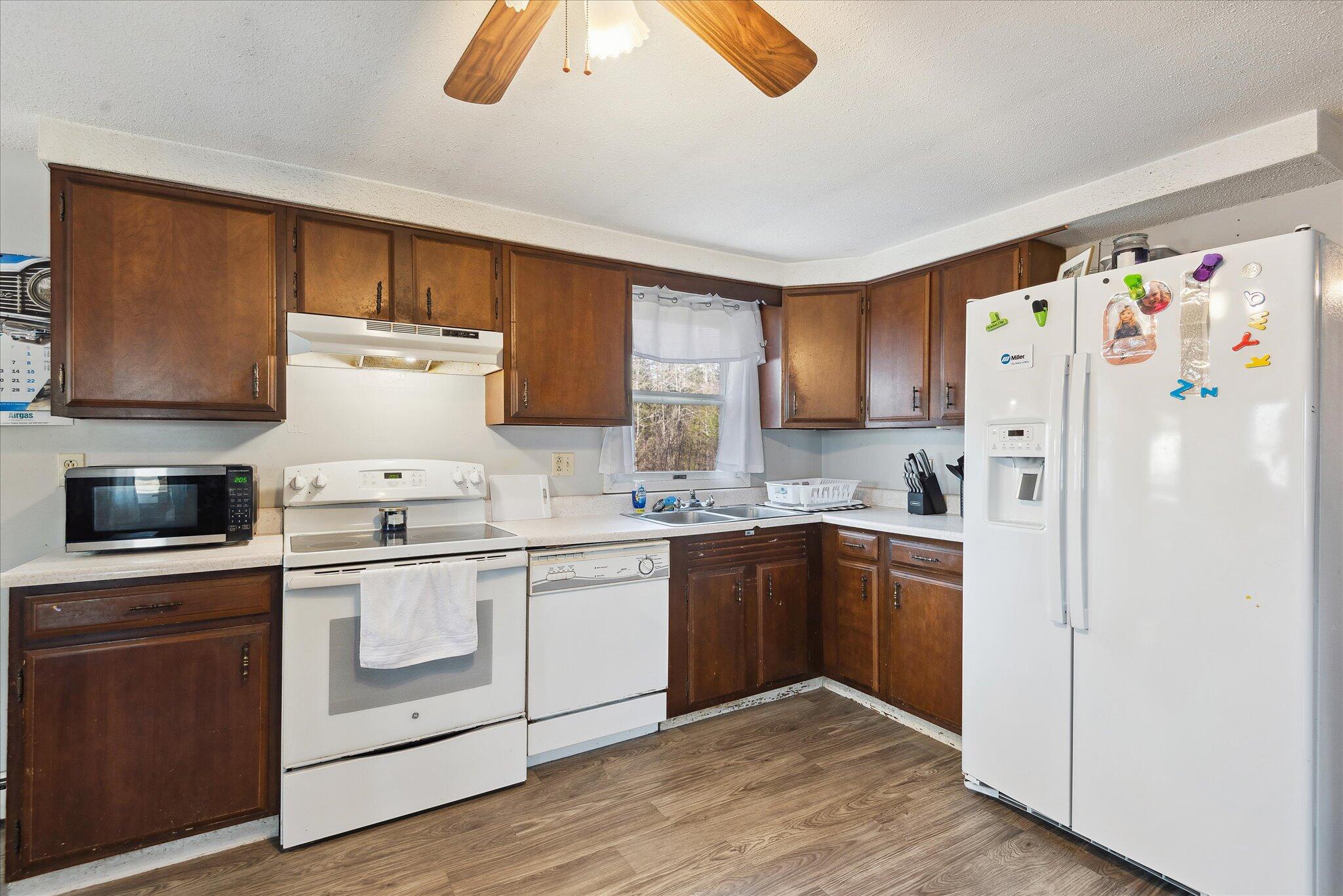 48 Bayview Avenue