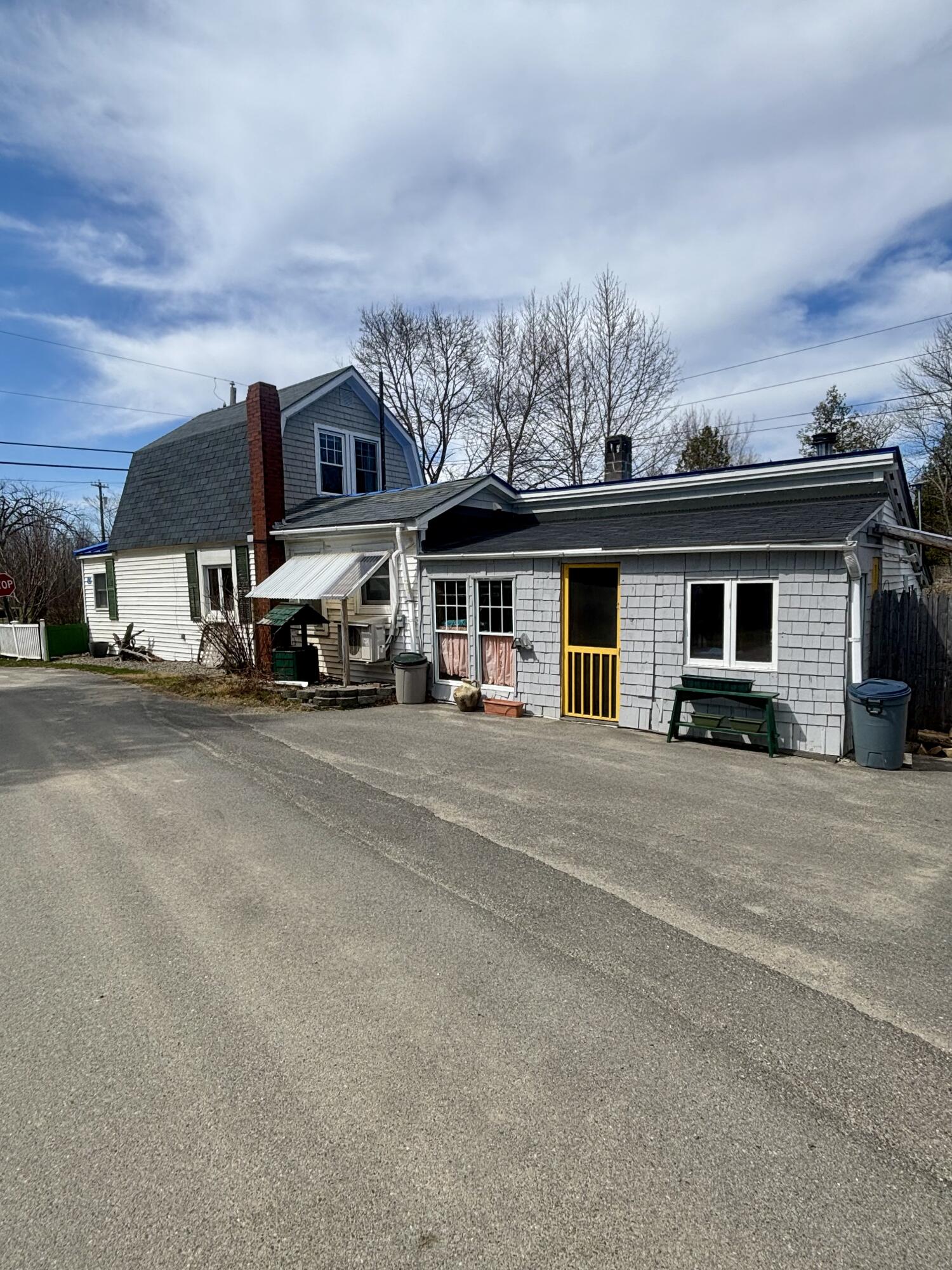 2 Bridges Road