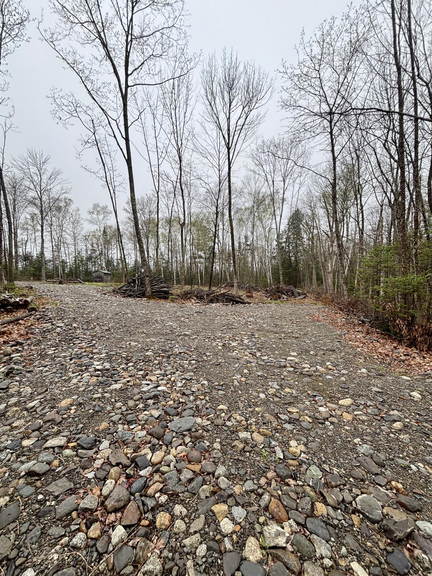 352 Gardiner Road