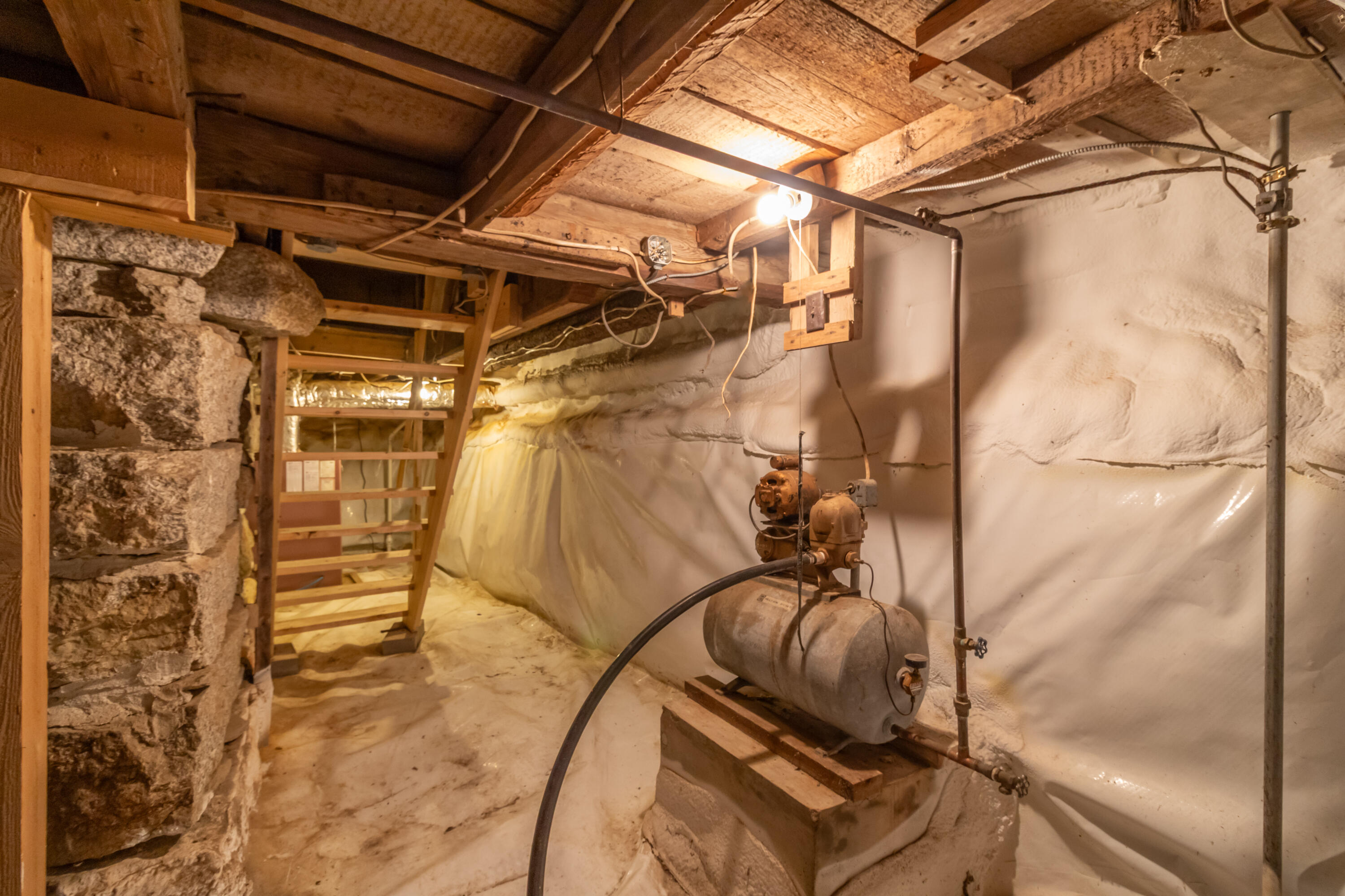 85 Bowden Point Road