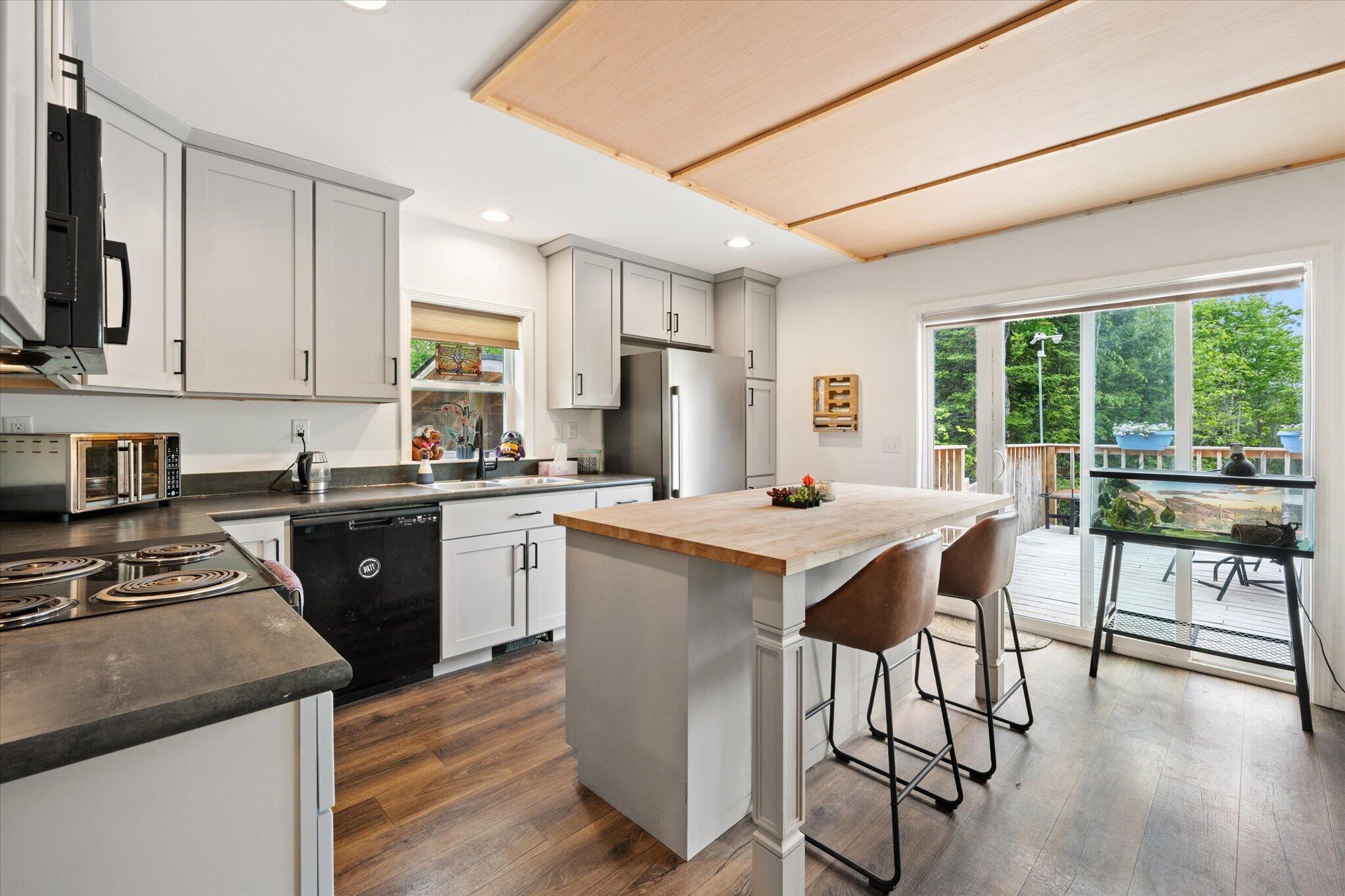 89 Wickett Farm Road