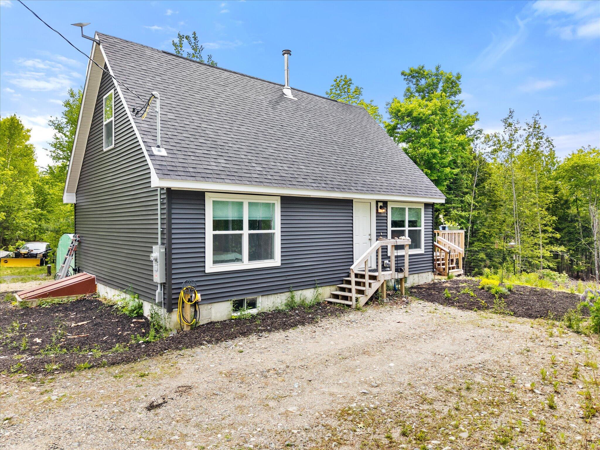 89 Wickett Farm Road