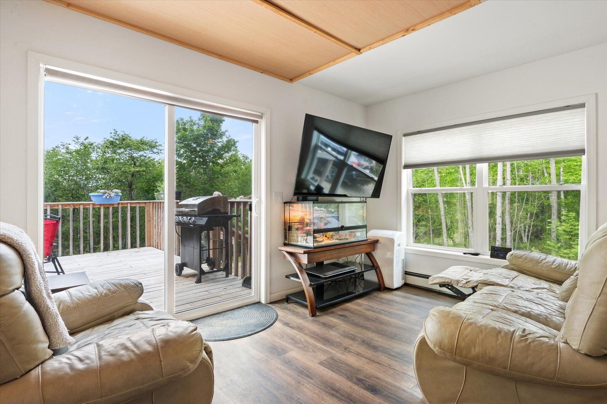 89 Wickett Farm Road