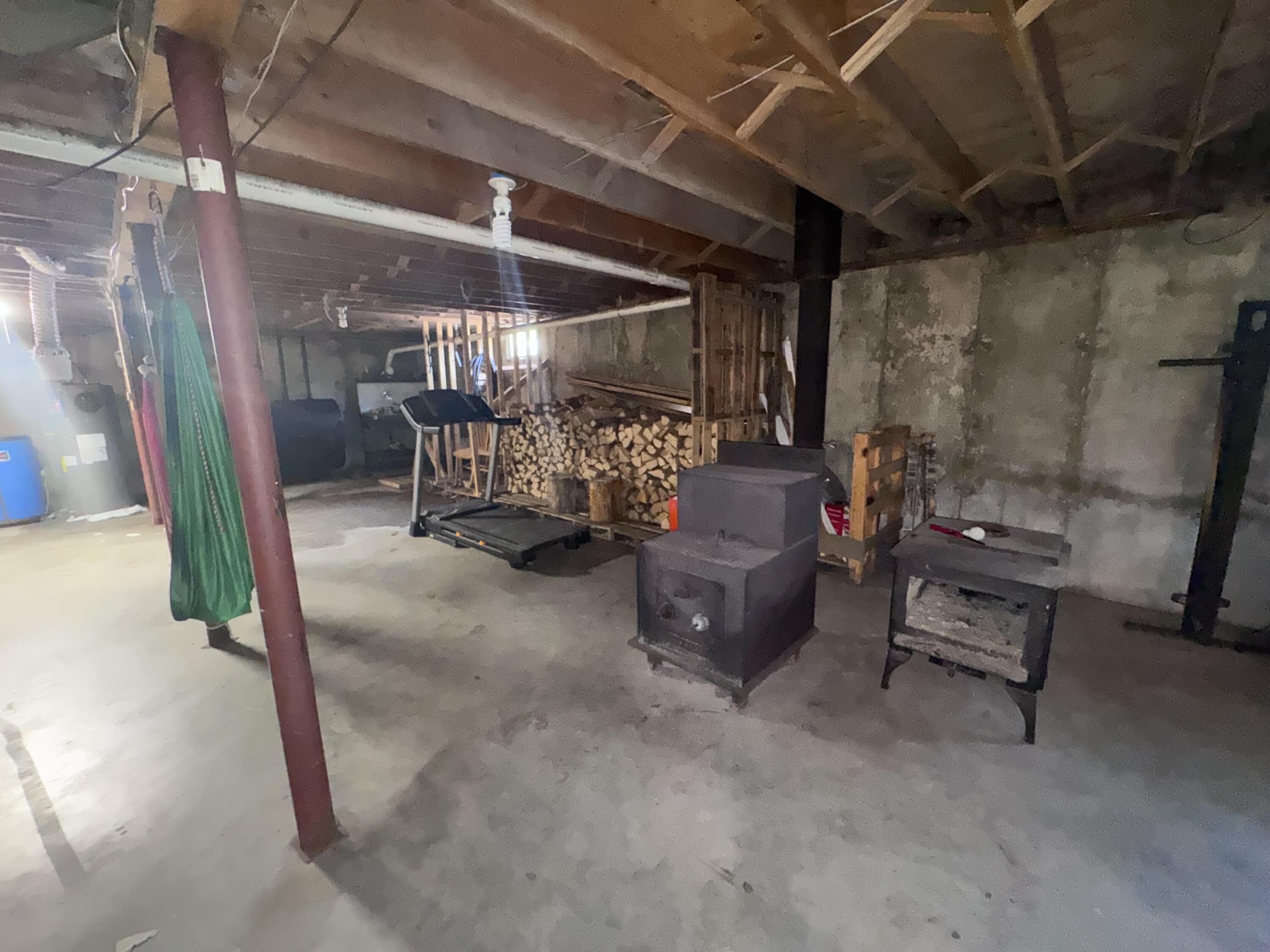 1058 Pleasant Street