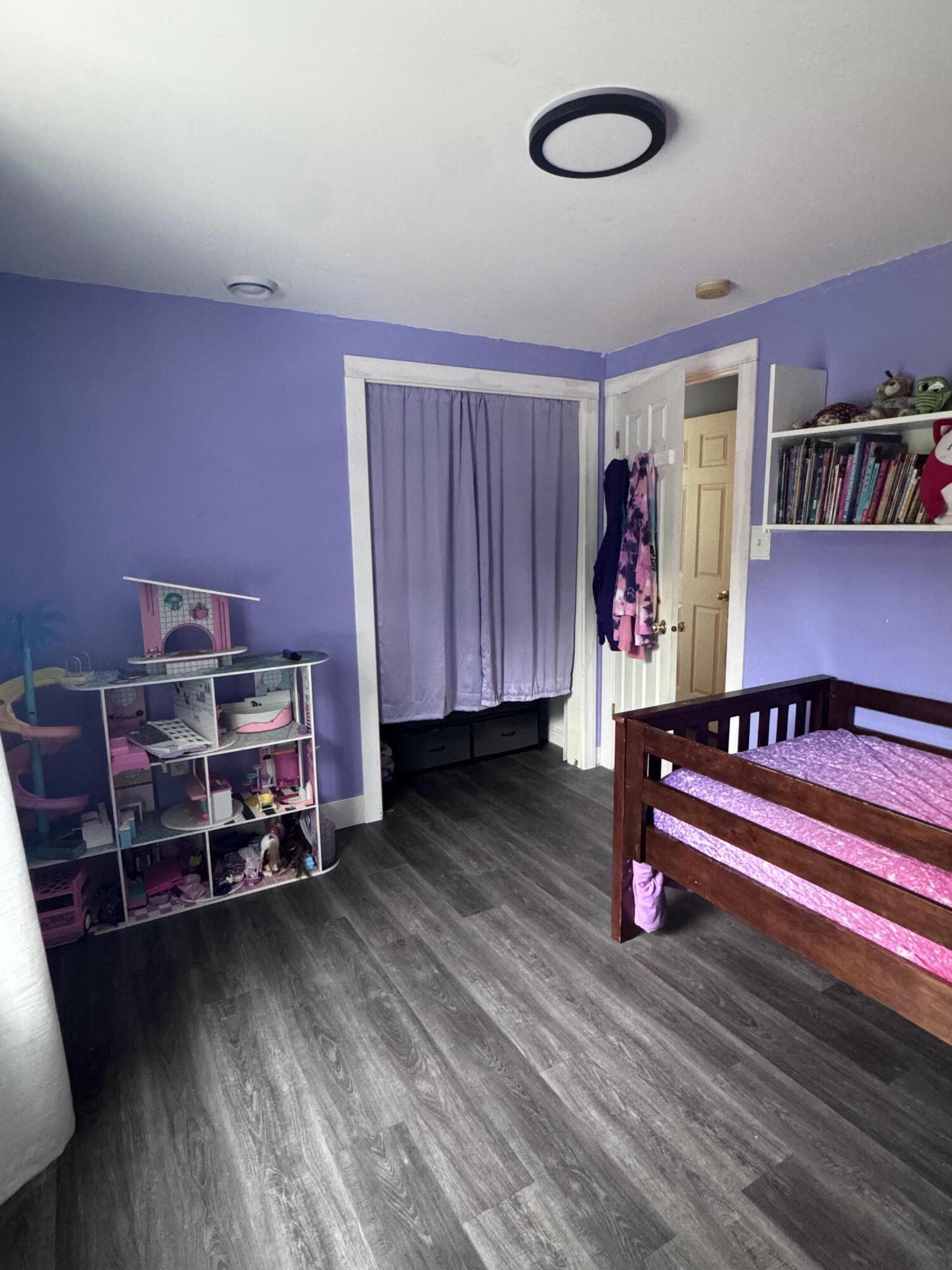 1058 Pleasant Street