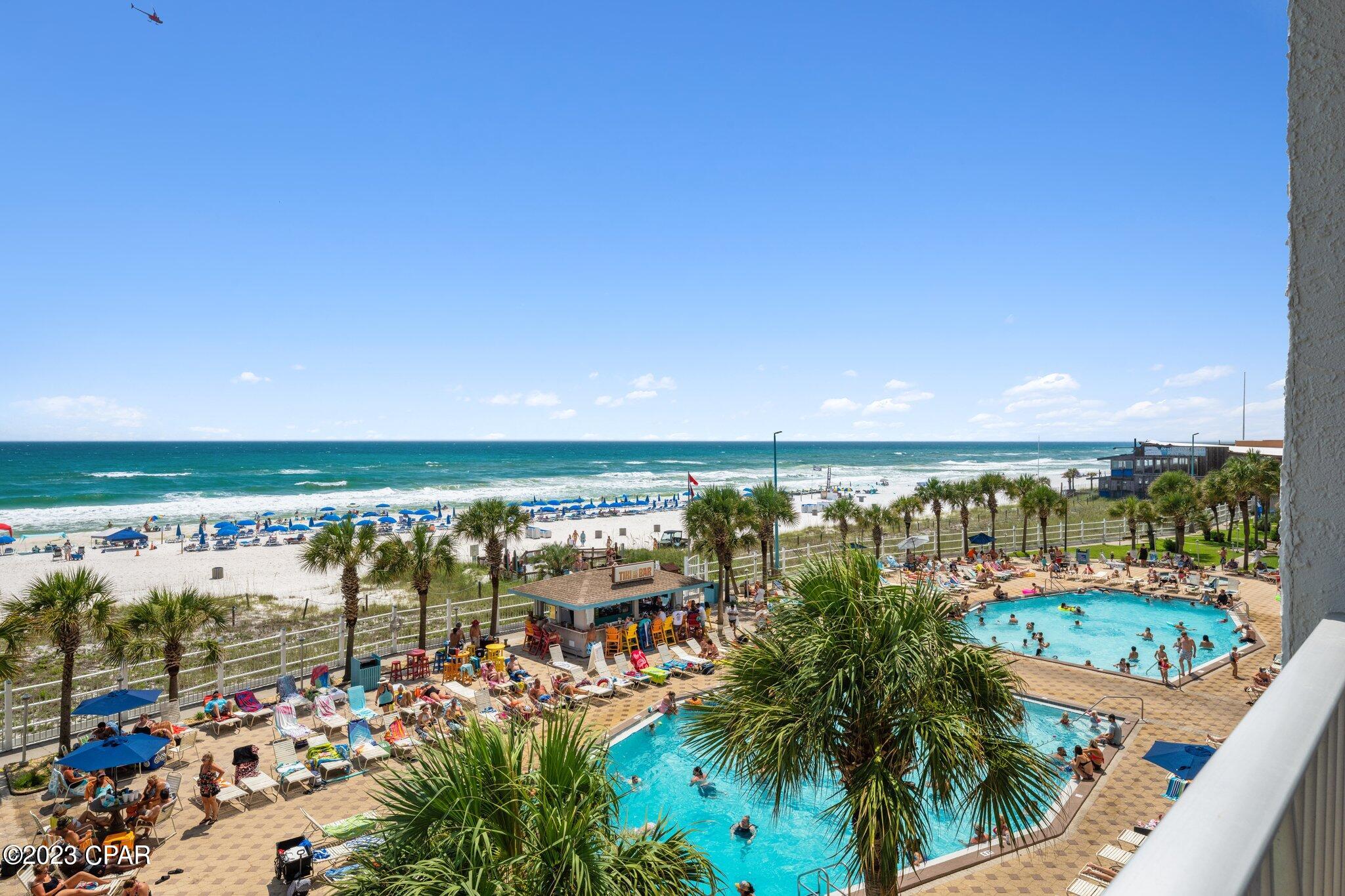 8743 Thomas Drive 423