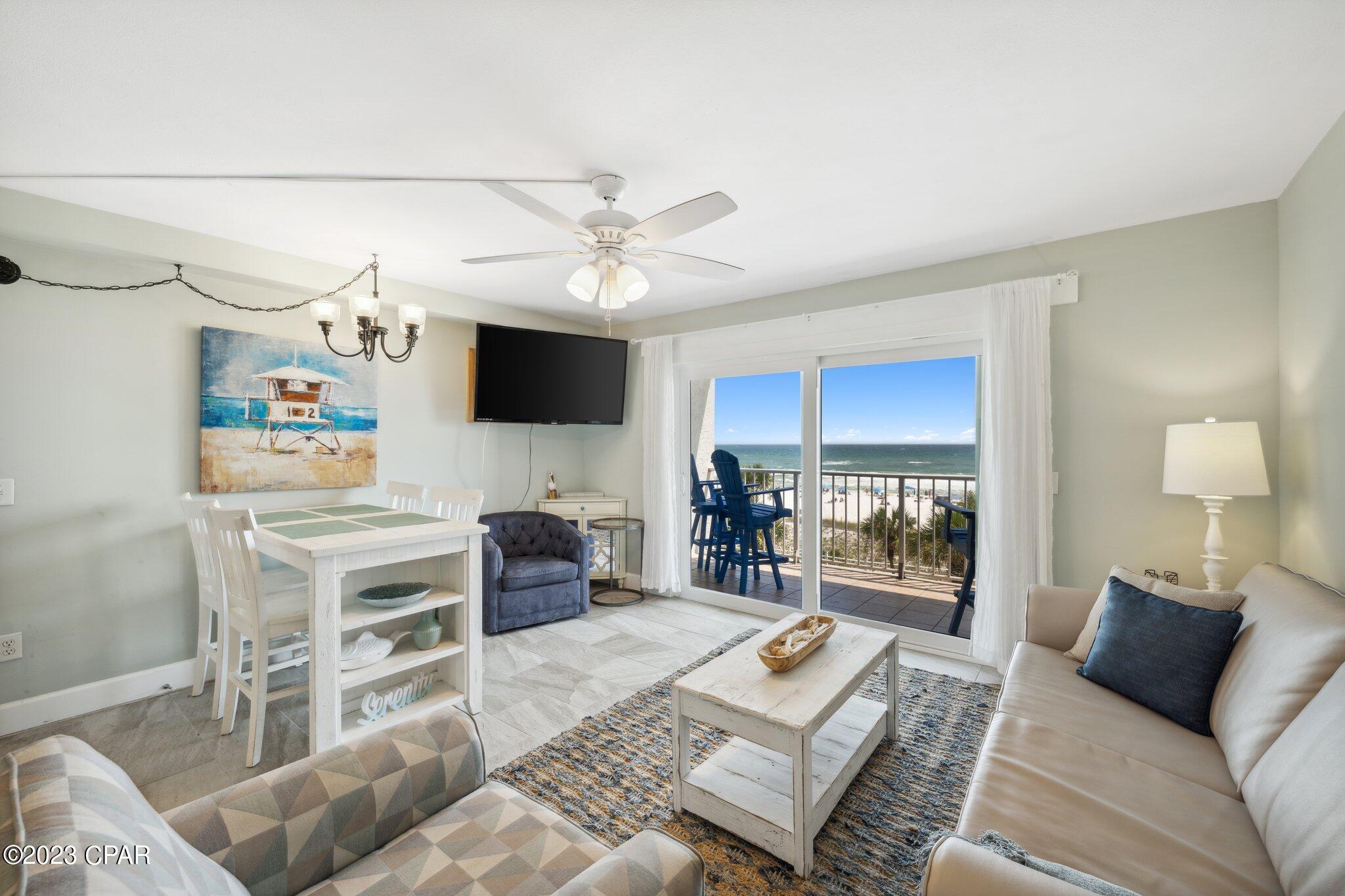 8743 Thomas Drive 423