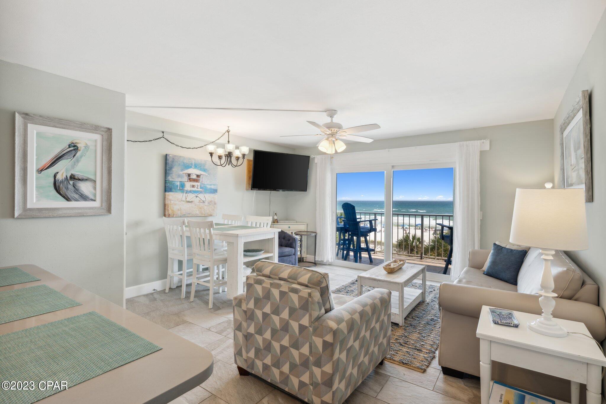 8743 Thomas Drive 423