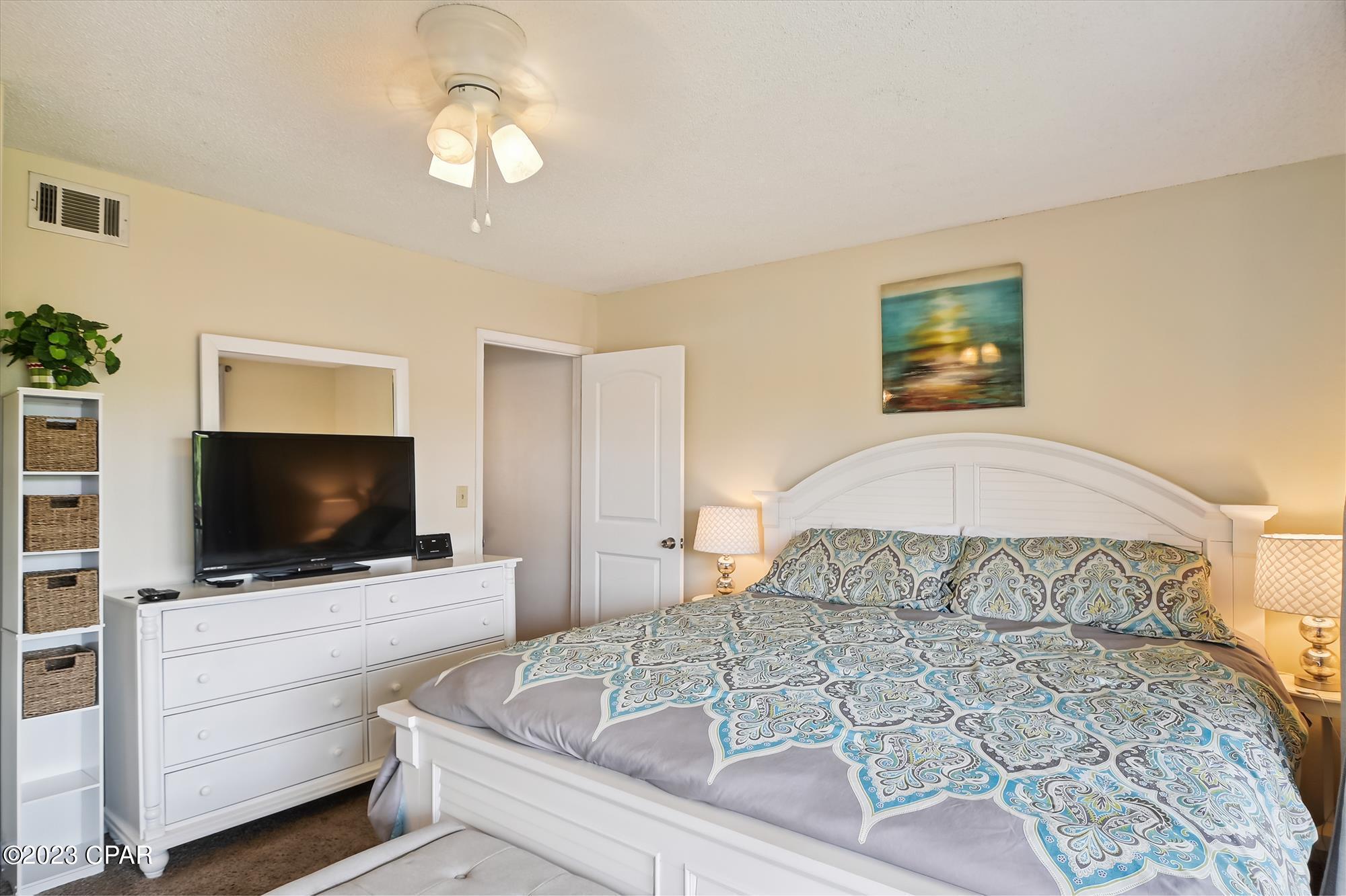 17620 Front Beach J4