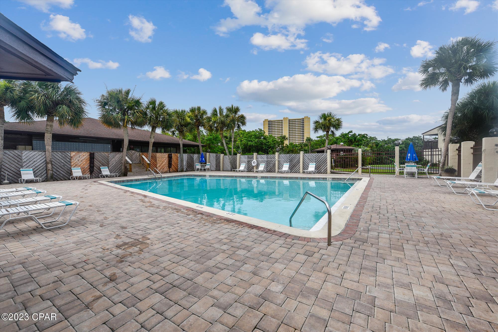 17620 Front Beach J4