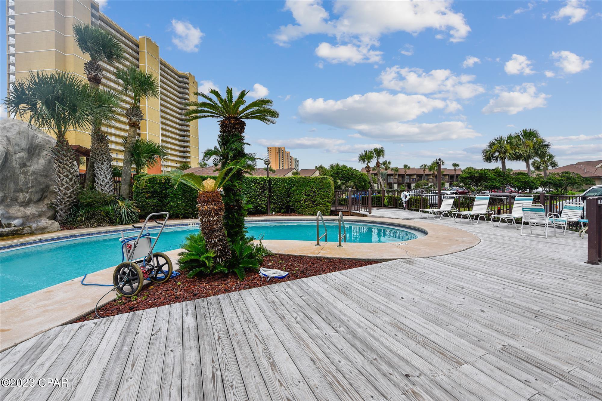 17620 Front Beach J4