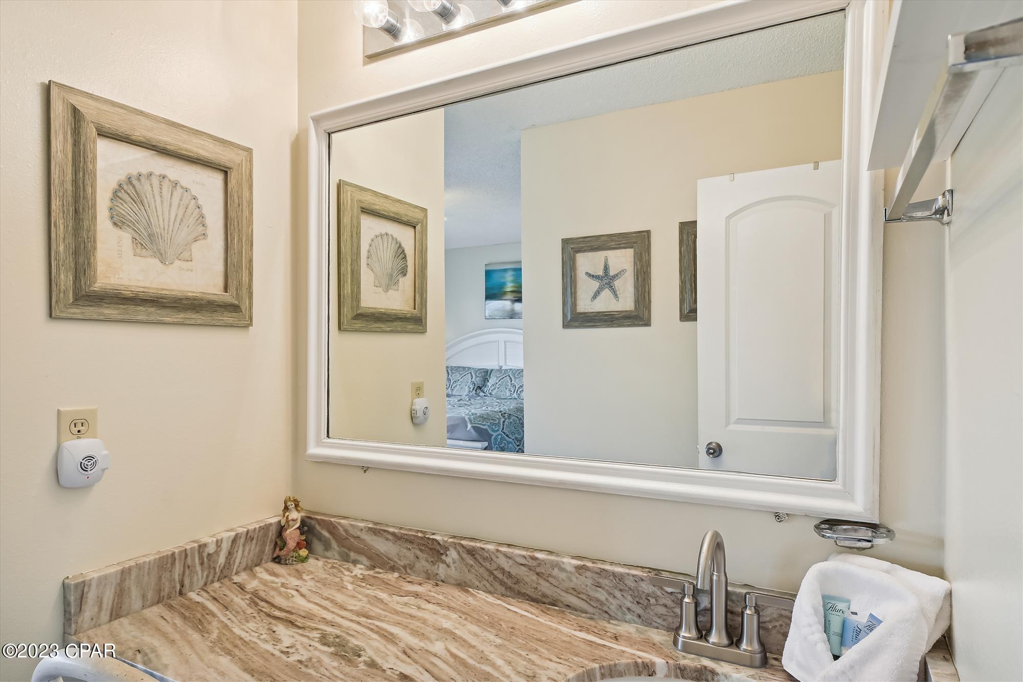 17620 Front Beach J4