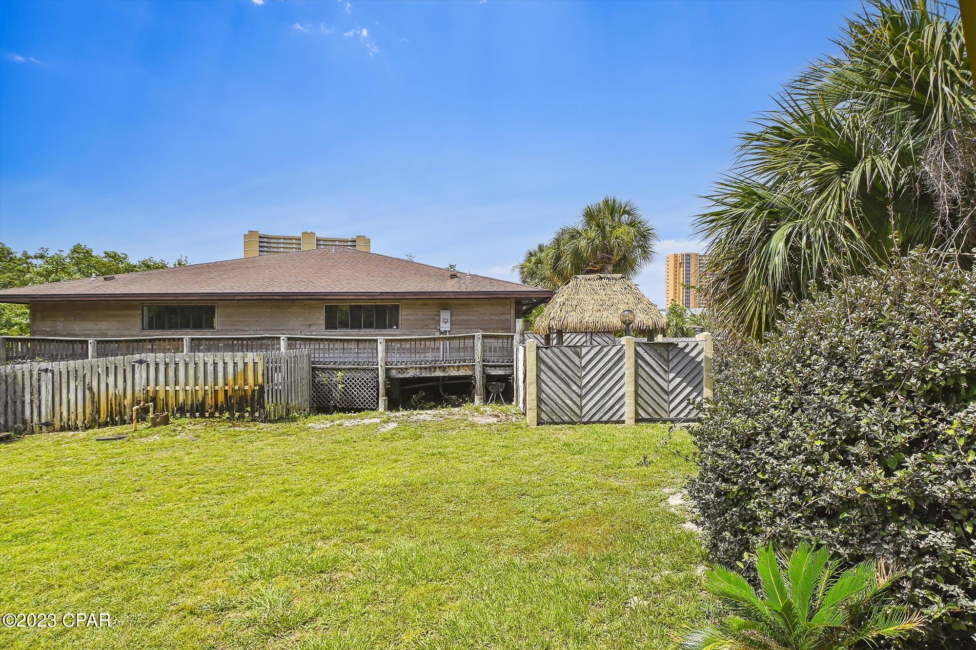 17620 Front Beach J4