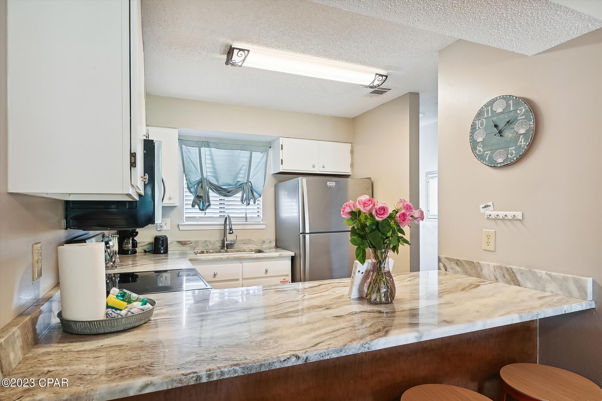 17620 Front Beach J4