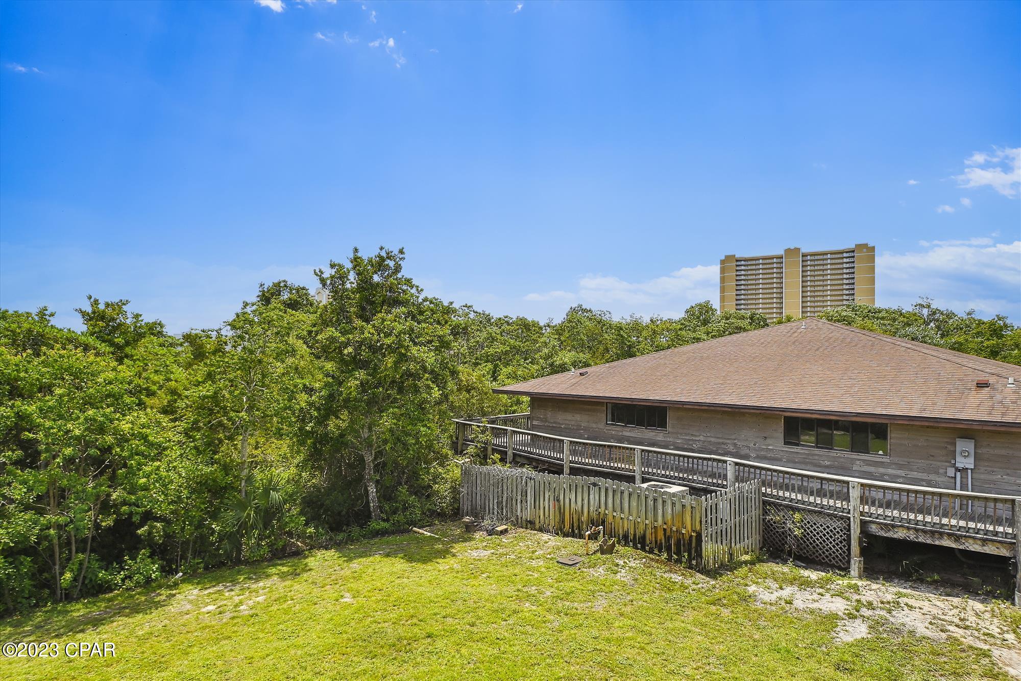 17620 Front Beach J4