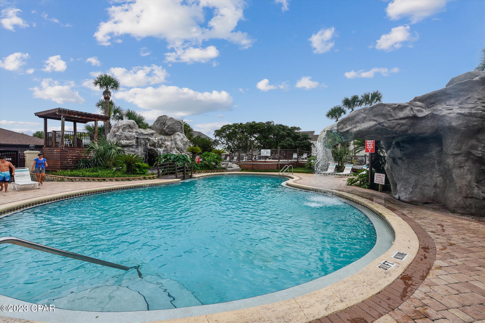 17620 Front Beach J4