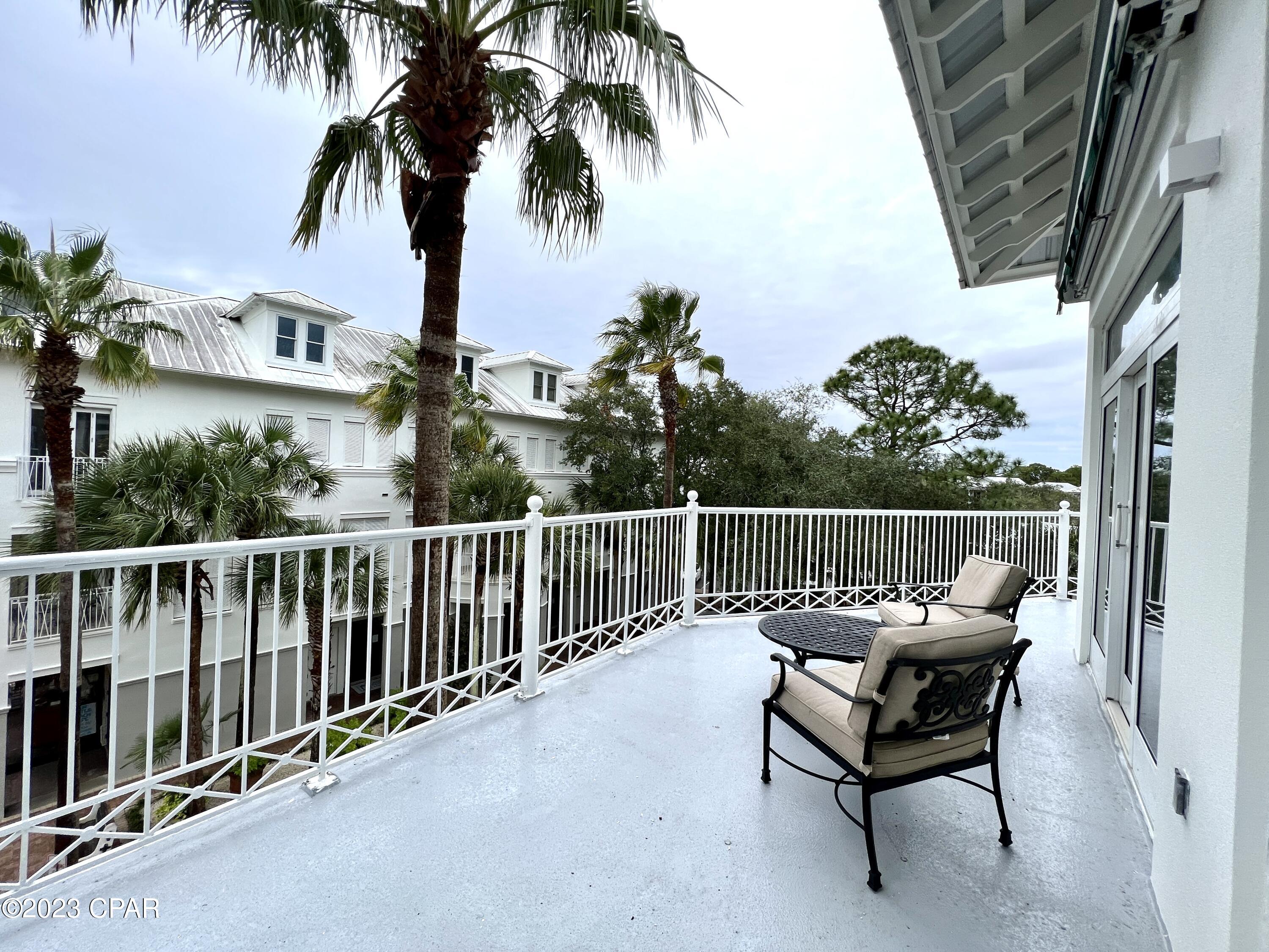 105 Carillon Market Street 301