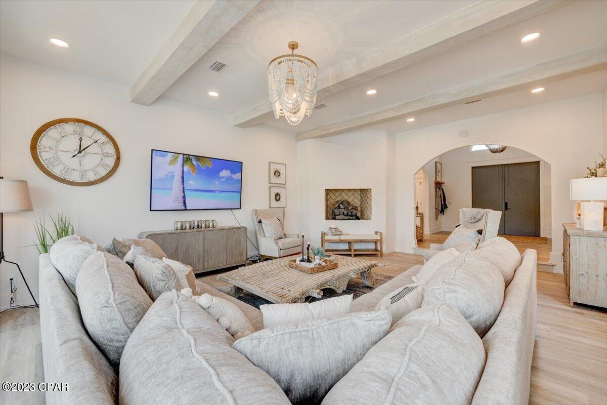 1520 Trout Lane