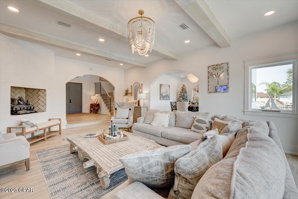 1520 Trout Lane