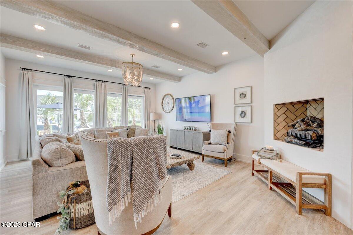 1520 Trout Lane