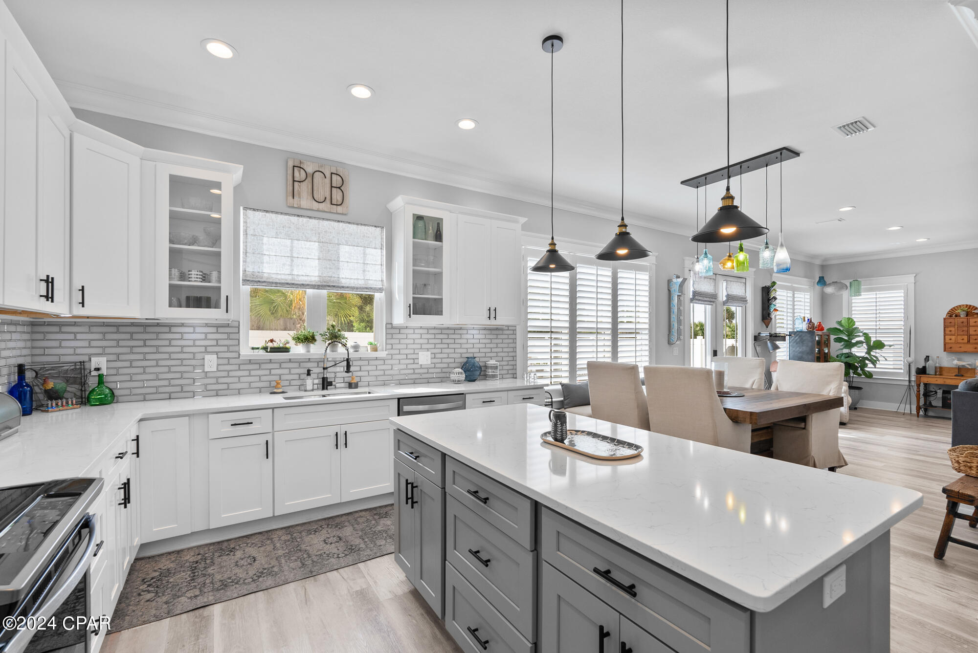 614 W Gulf Boulevard