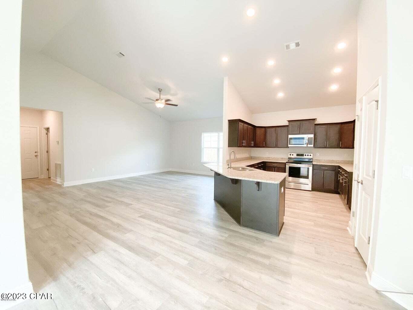 1214 Primrose Lane