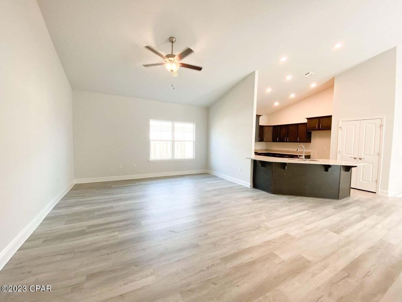 1214 Primrose Lane