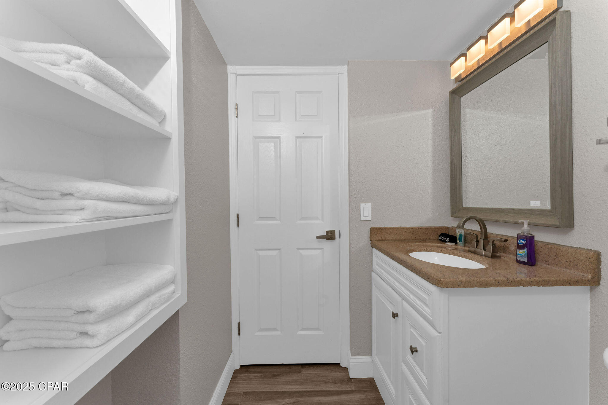 8743 Thomas Drive 314