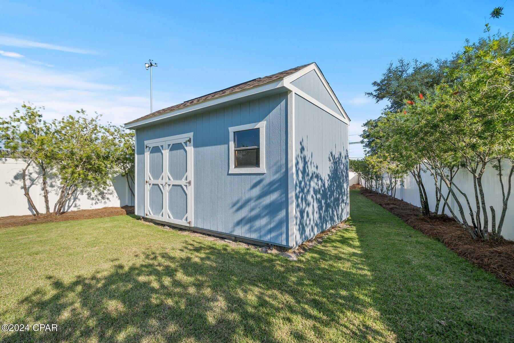 208 Beachwood Lane