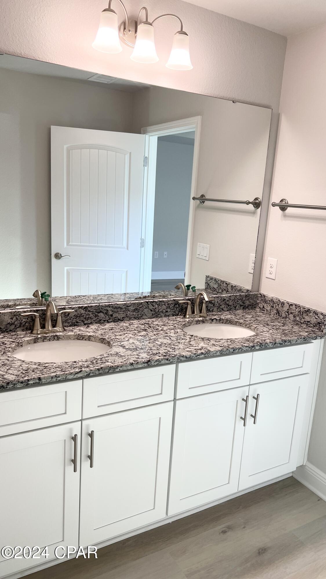 11439 Palm Breeze Street