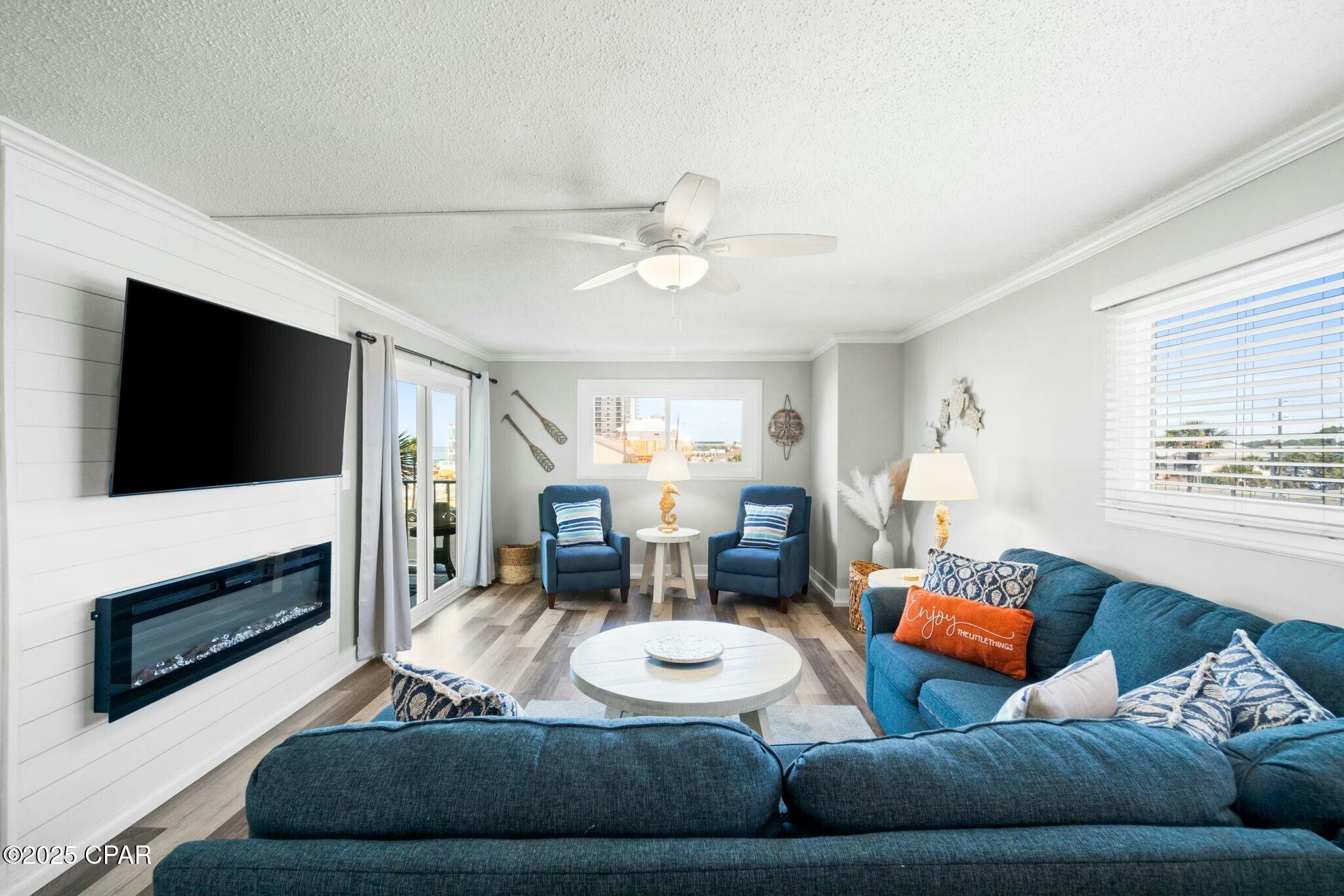 5801 Thomas Drive 301