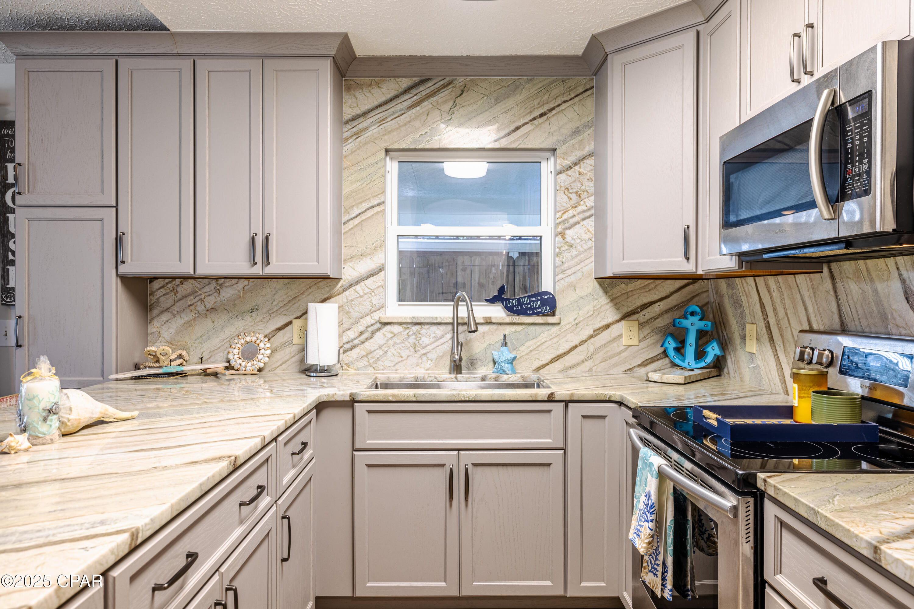 123 Oleander Circle