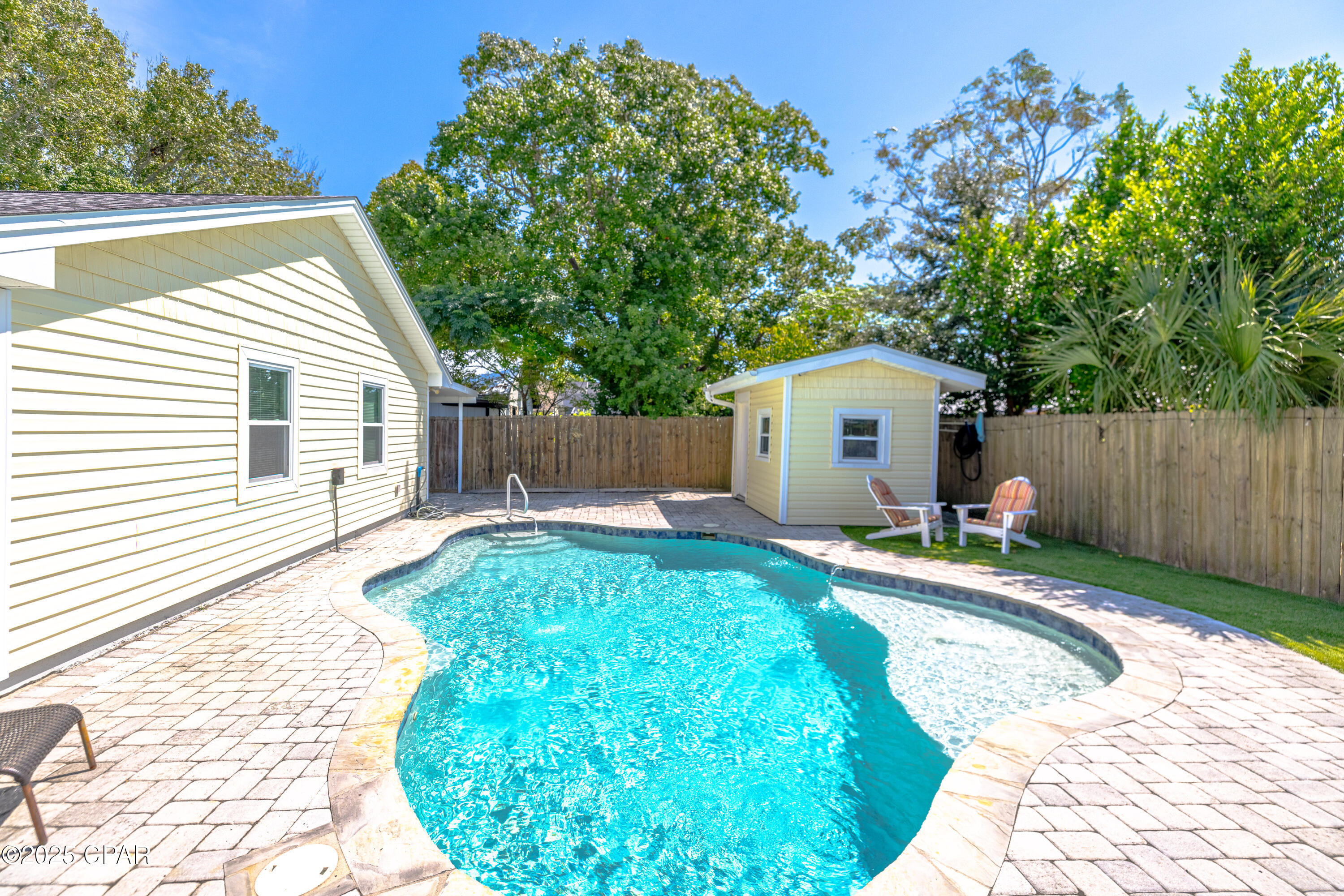 123 Oleander Circle