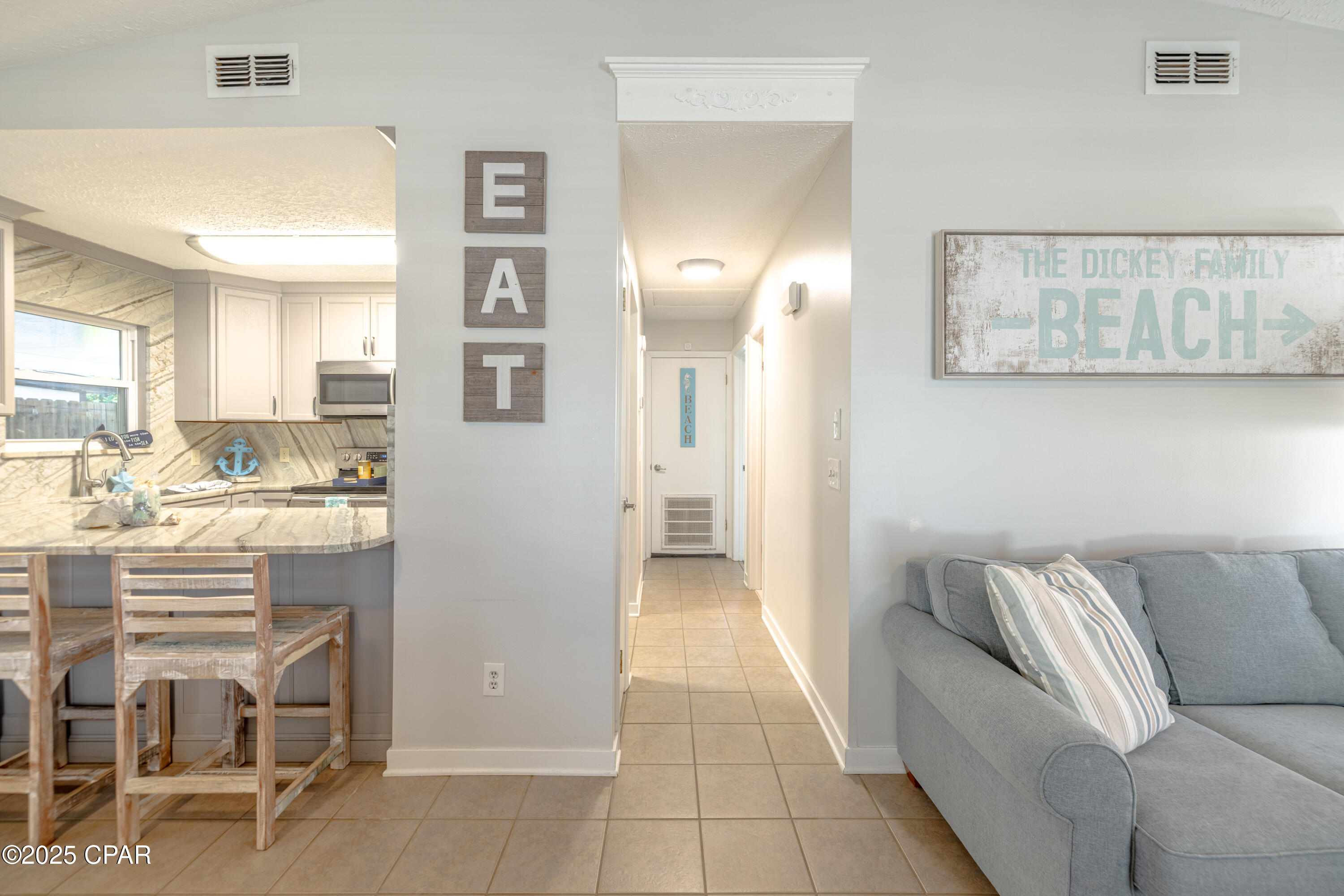 123 Oleander Circle